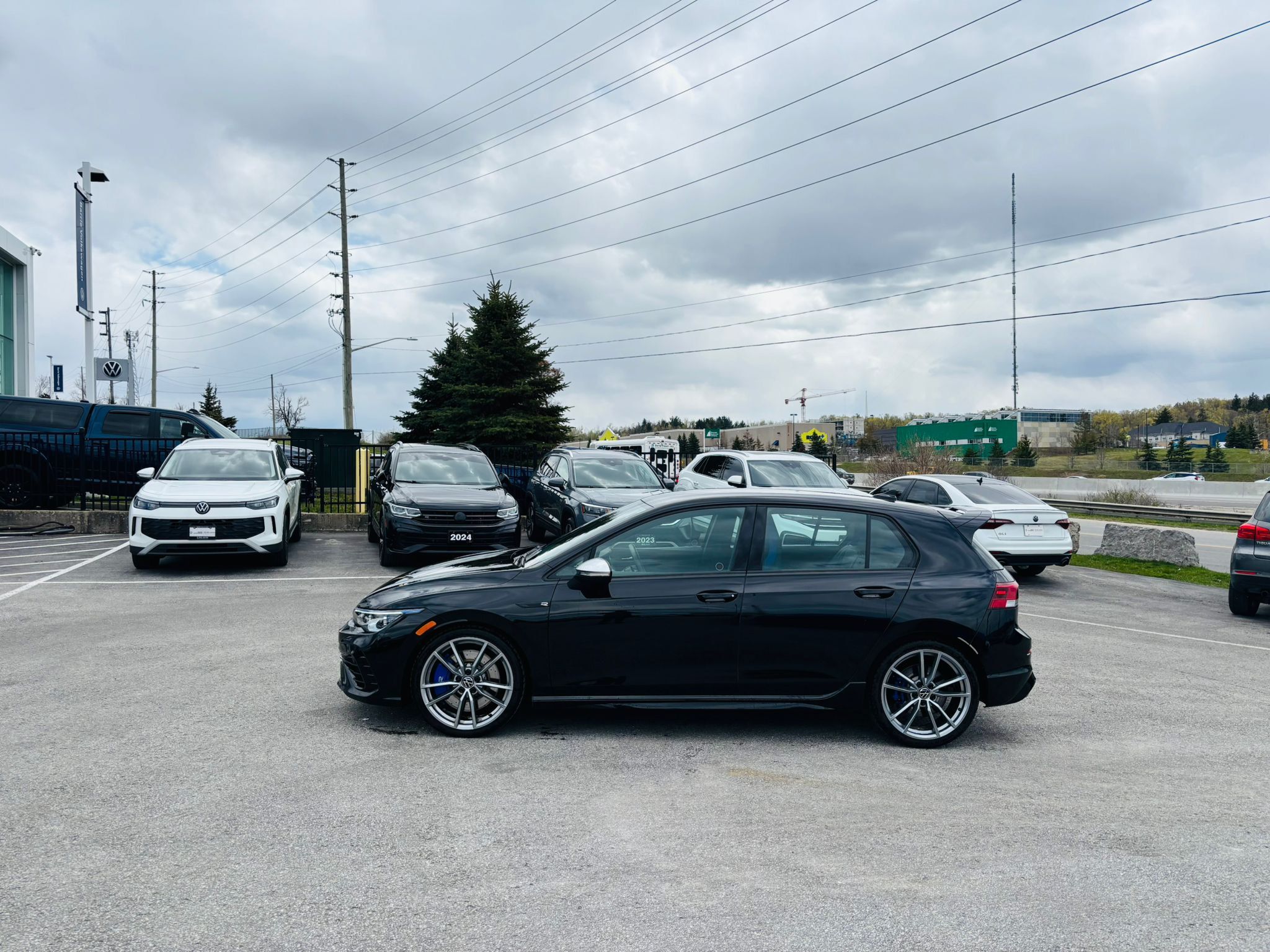 2024 Volkswagen Golf R in Barrie, Ontario