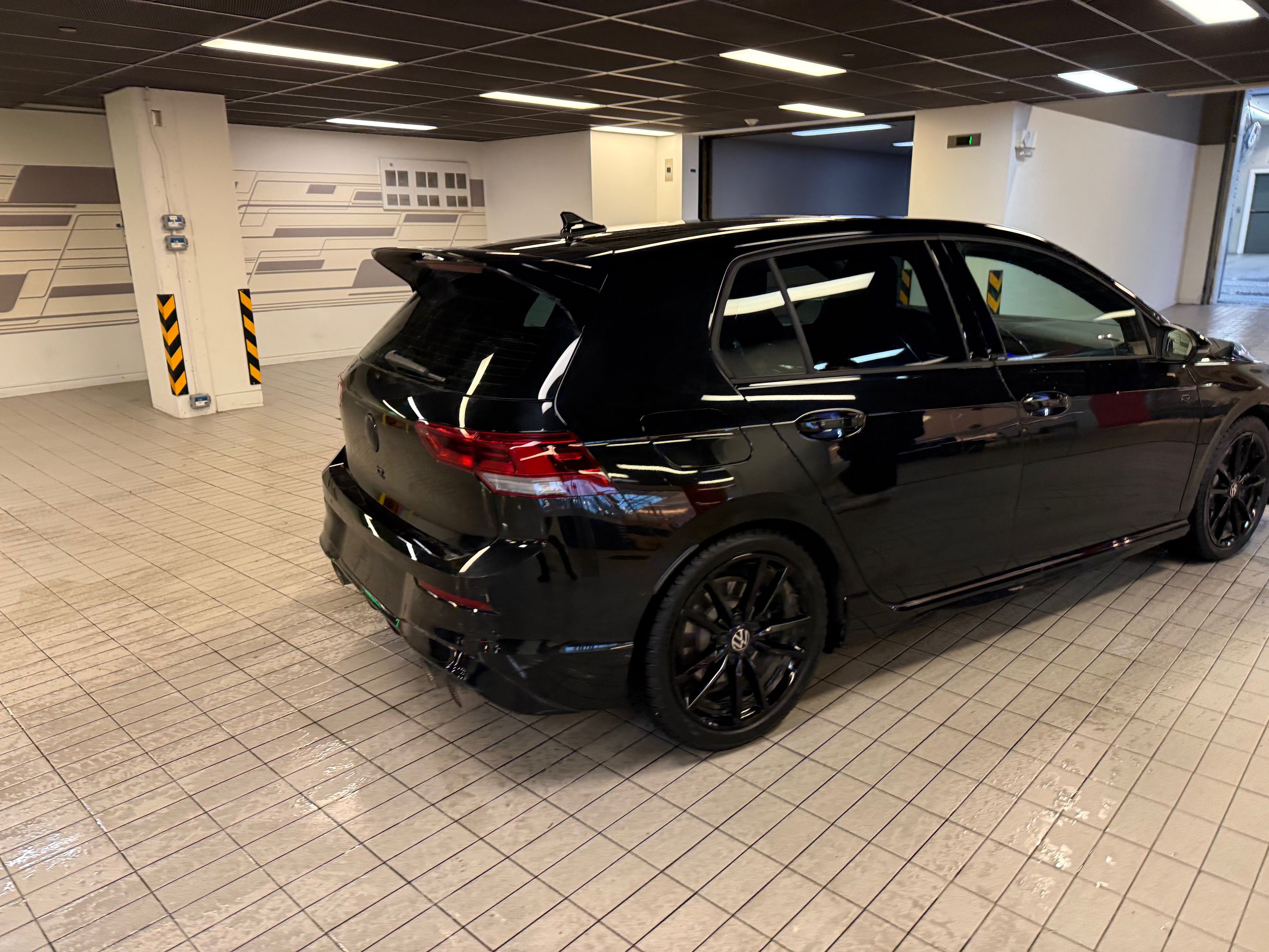 Volkswagen Golf R  2025 à Vancouver, Colombie-Britannique