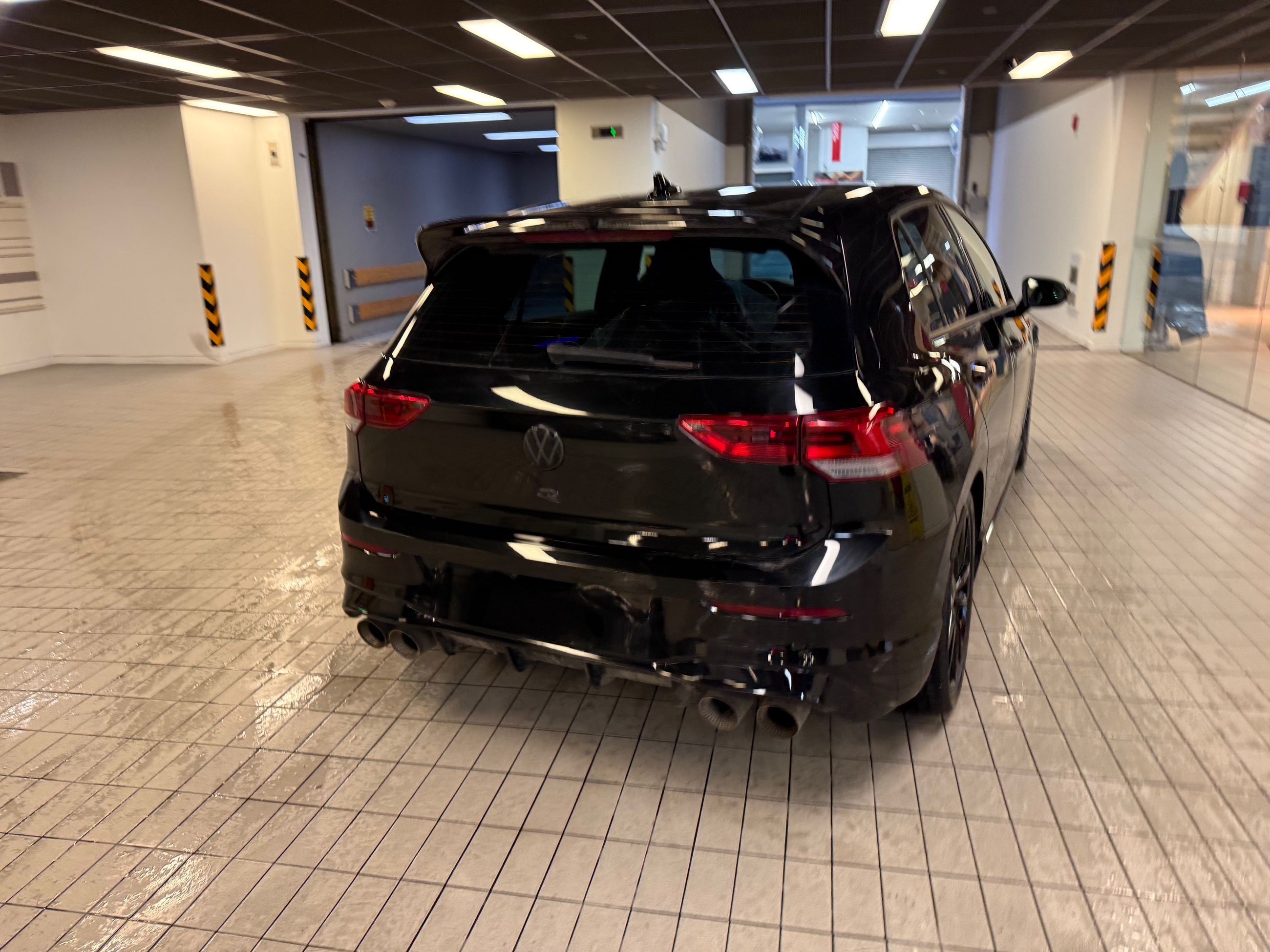 Volkswagen Golf R  2025 à Vancouver, Colombie-Britannique