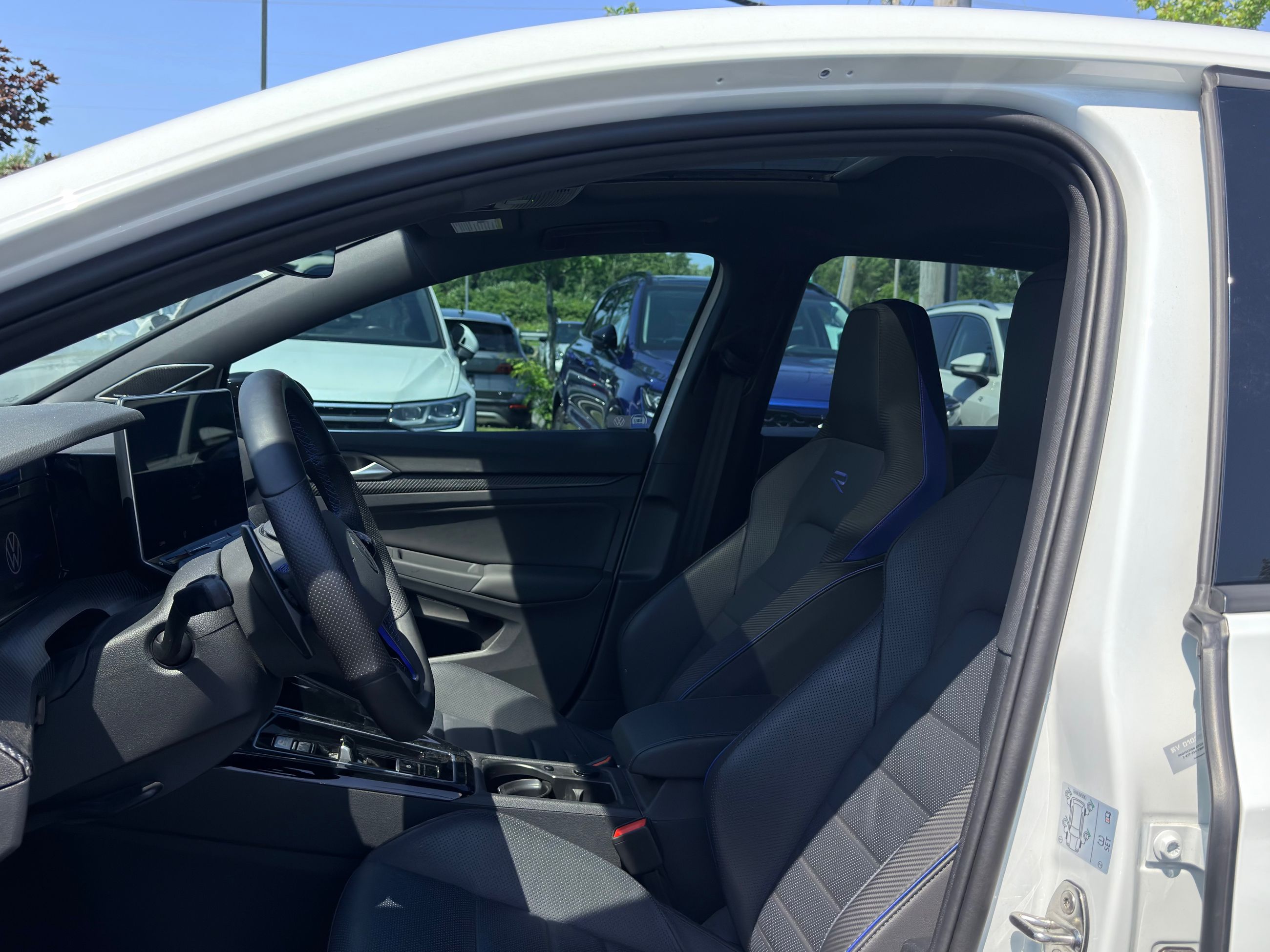 Volkswagen Golf R  2025 à Saint-Bruno-de-Montarville, Québec