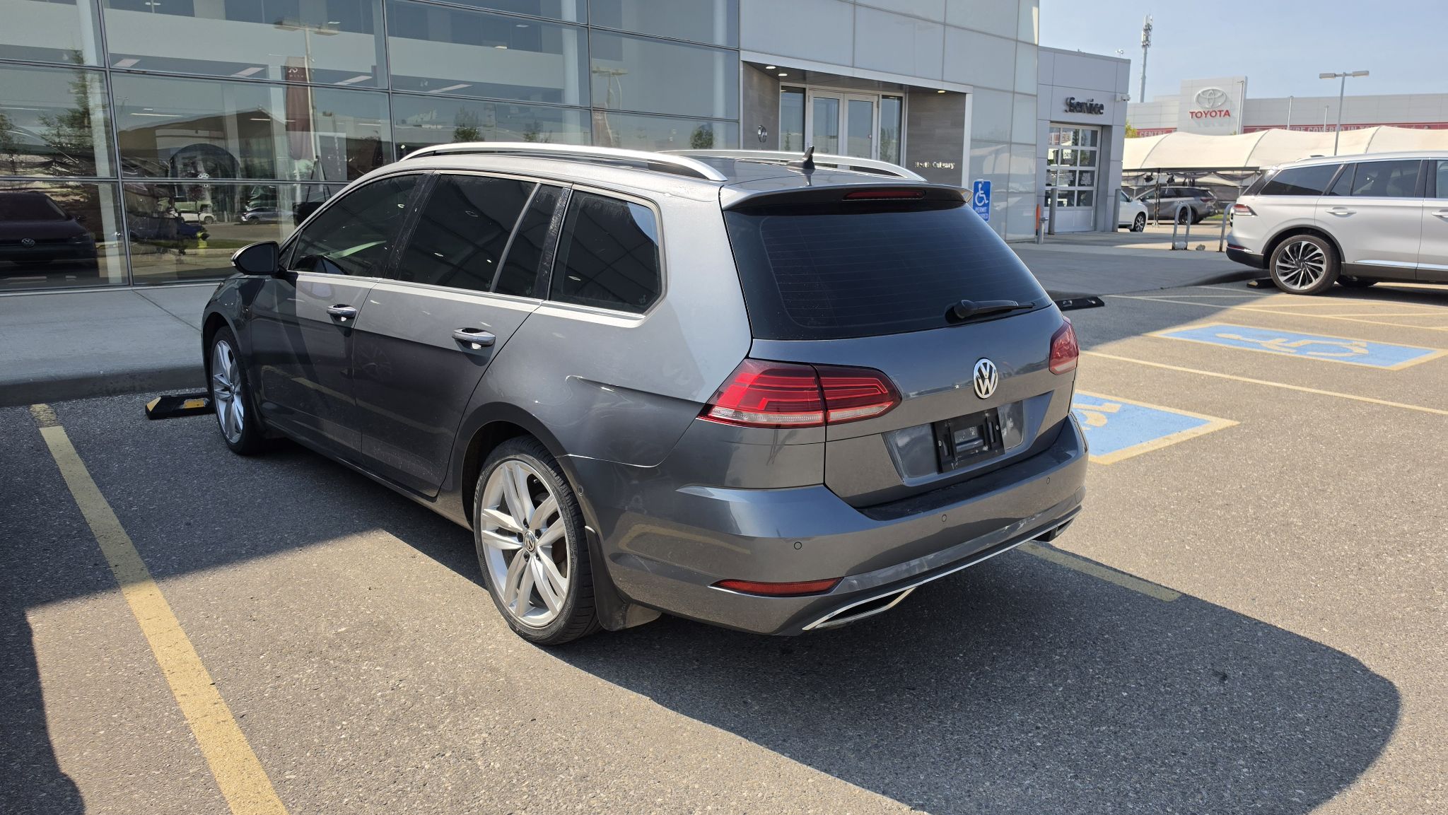 Volkswagen Golf SportWagen  2019 à Calgary, Alberta