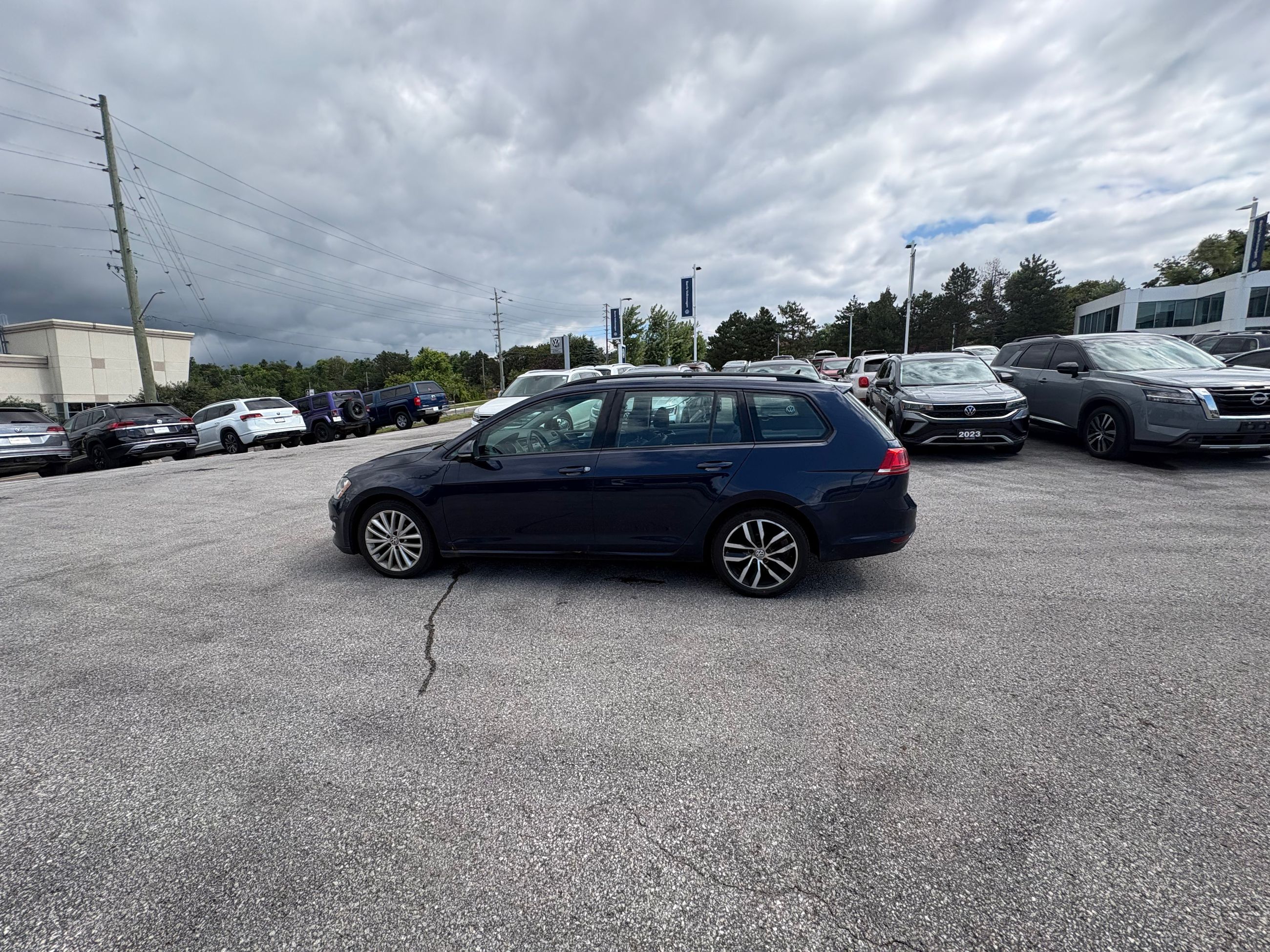 Photo 2017 Volkswagen Golf Sportwagen Comfortline 1.8L #8