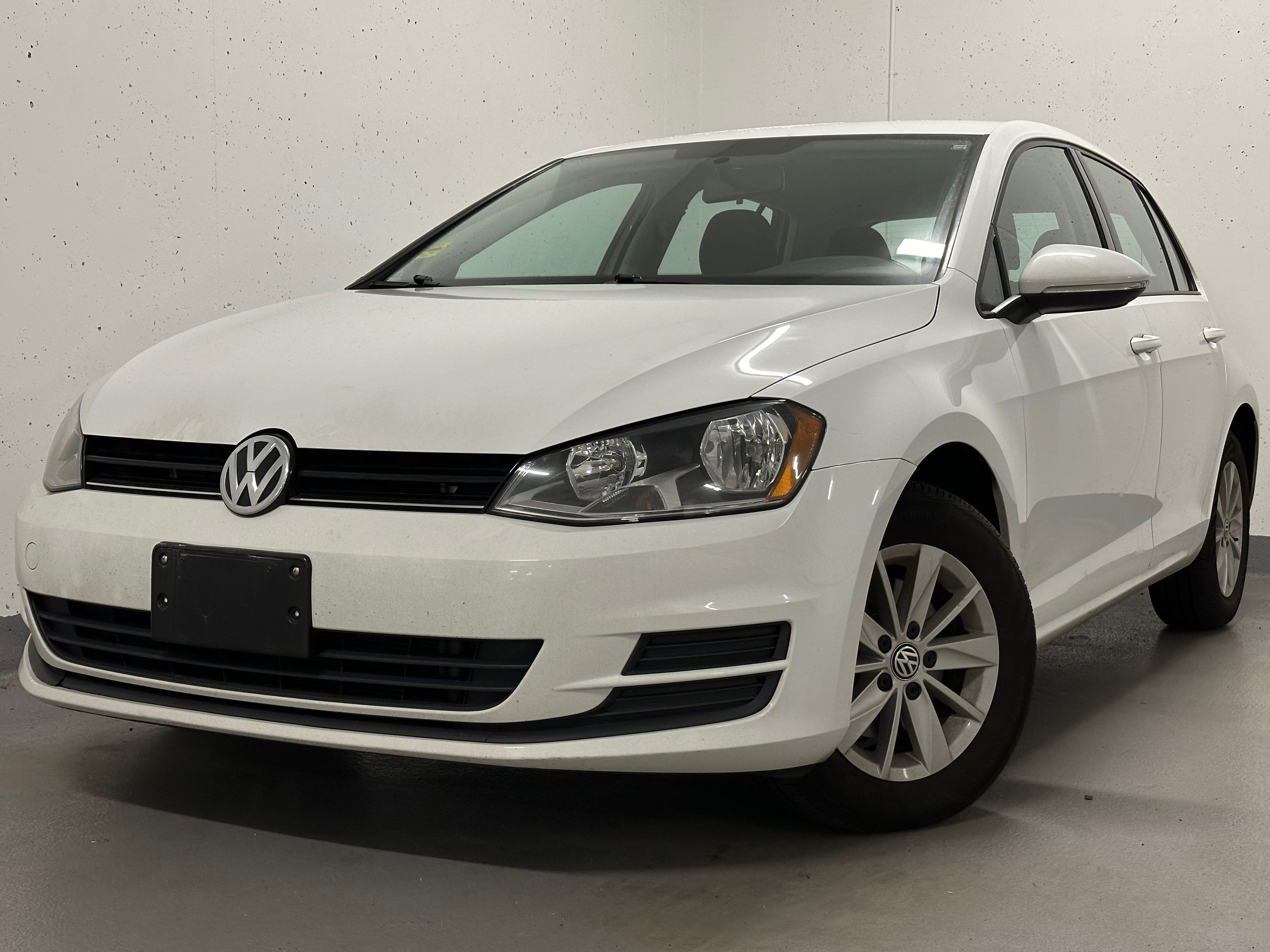 Volkswagen Golf  2016 à Vancouver, Colombie-Britannique
