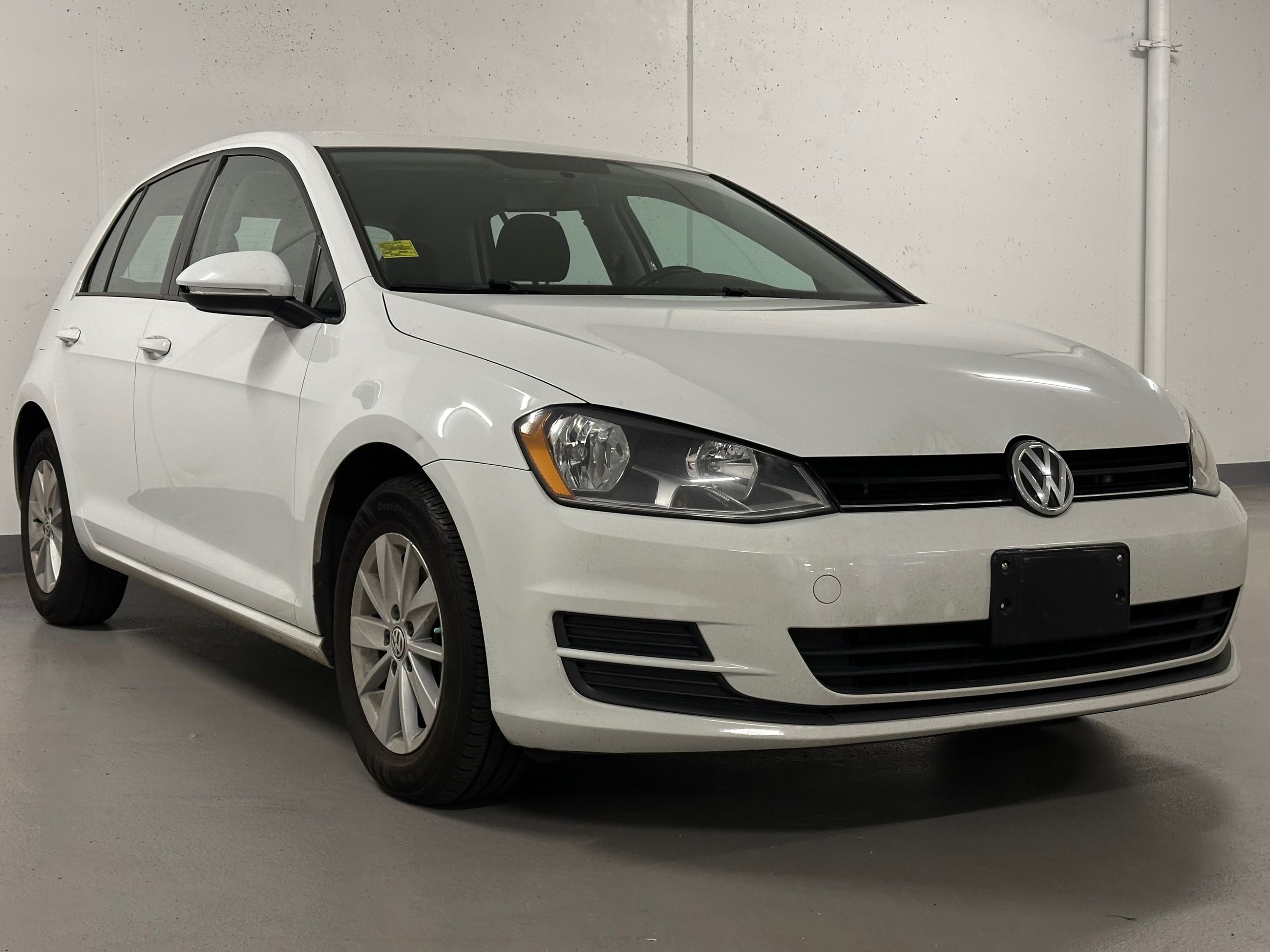 Volkswagen Golf  2016 à Vancouver, Colombie-Britannique