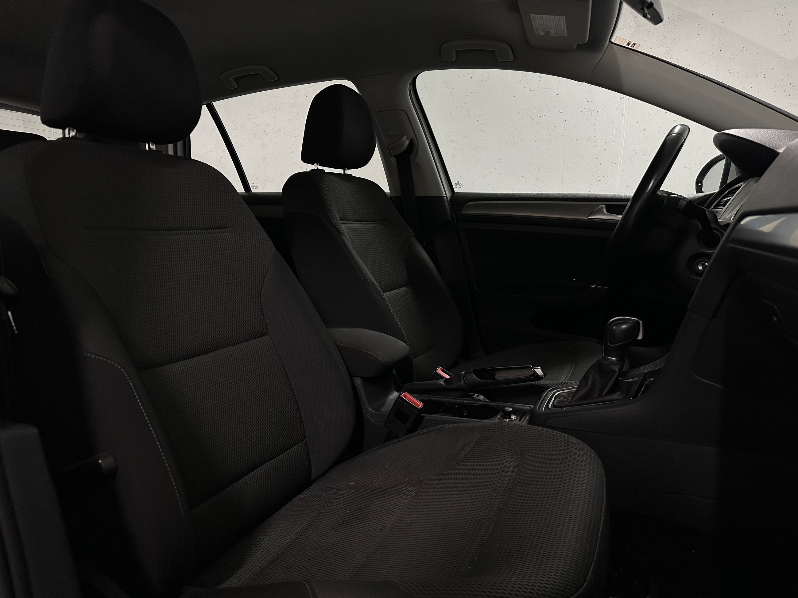 Volkswagen Golf  2016 à Vancouver, Colombie-Britannique