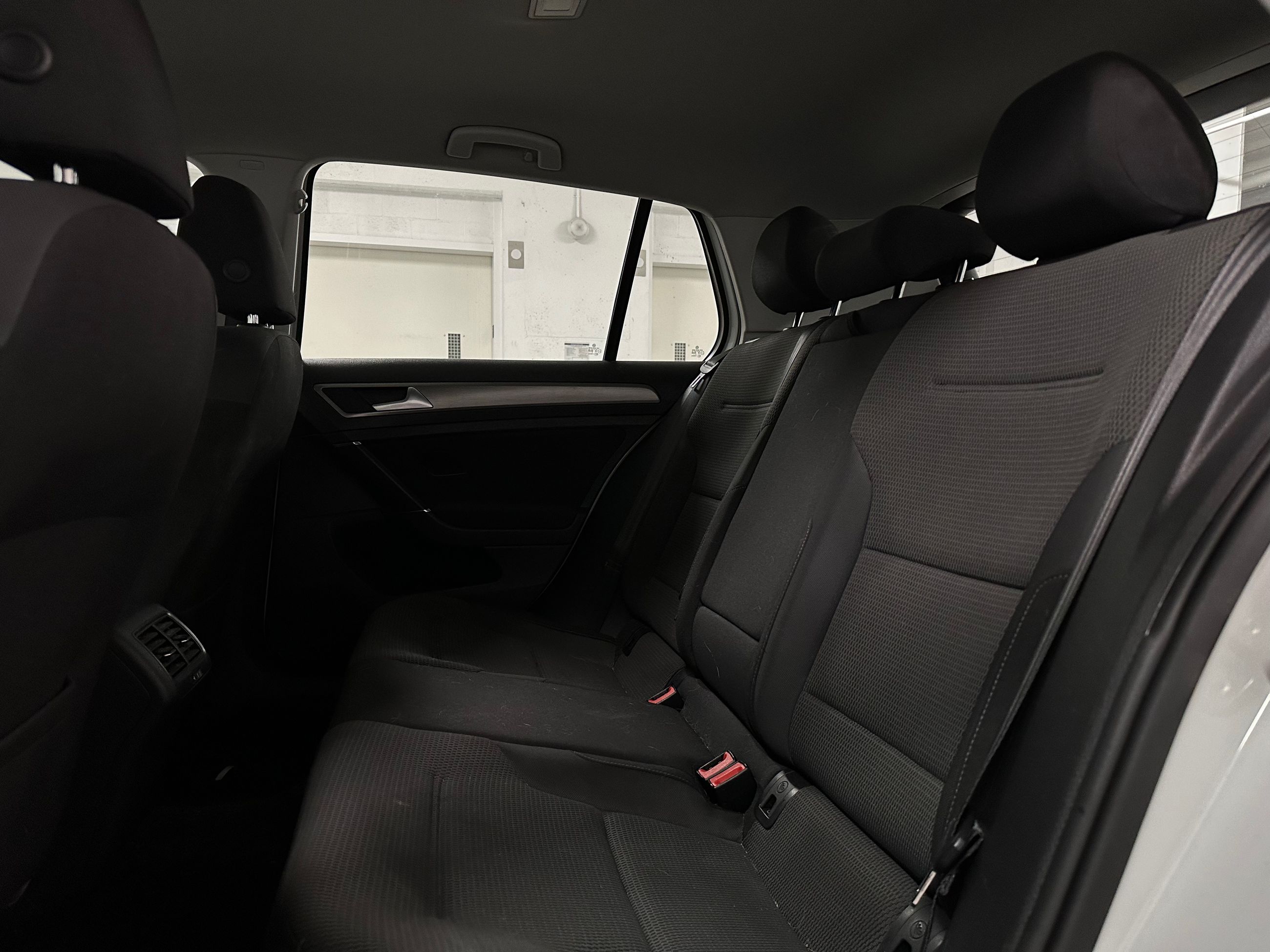 Volkswagen Golf  2016 à Vancouver, Colombie-Britannique