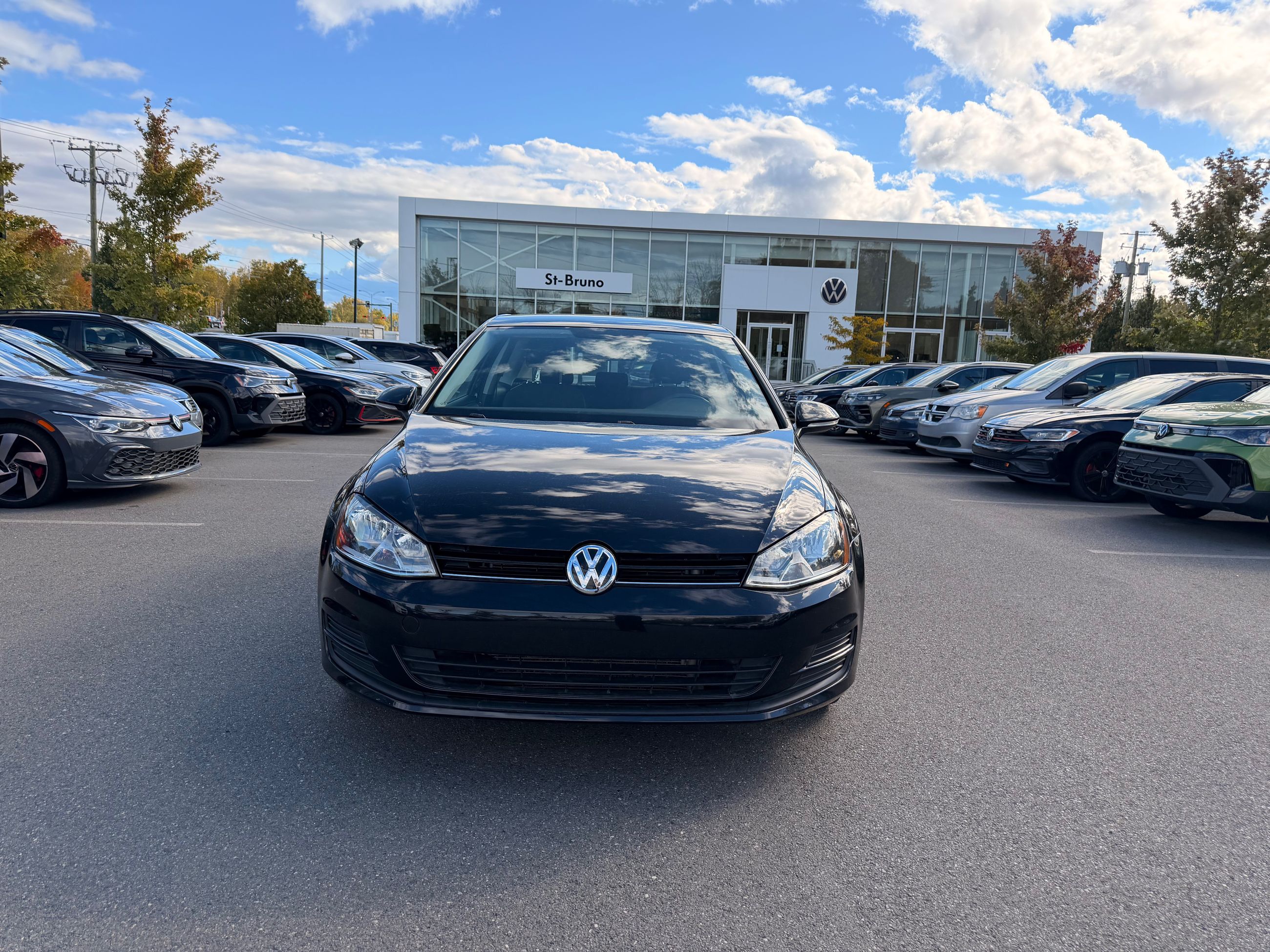 Photo Volkswagen Golf Trendline | Bluetooth | A/C | Caméra de recul 2017 #3