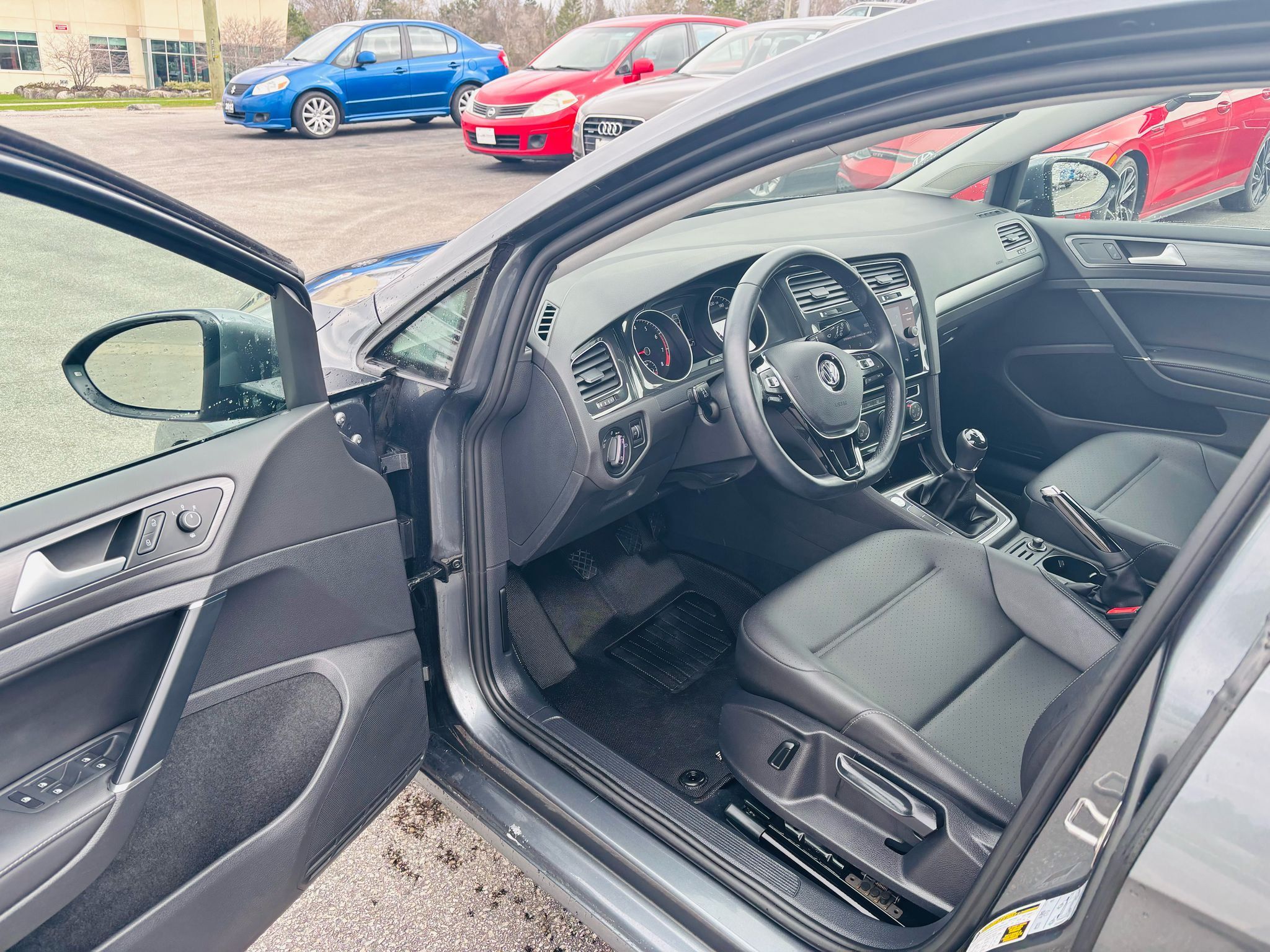 2018 Volkswagen Golf in Barrie, Ontario