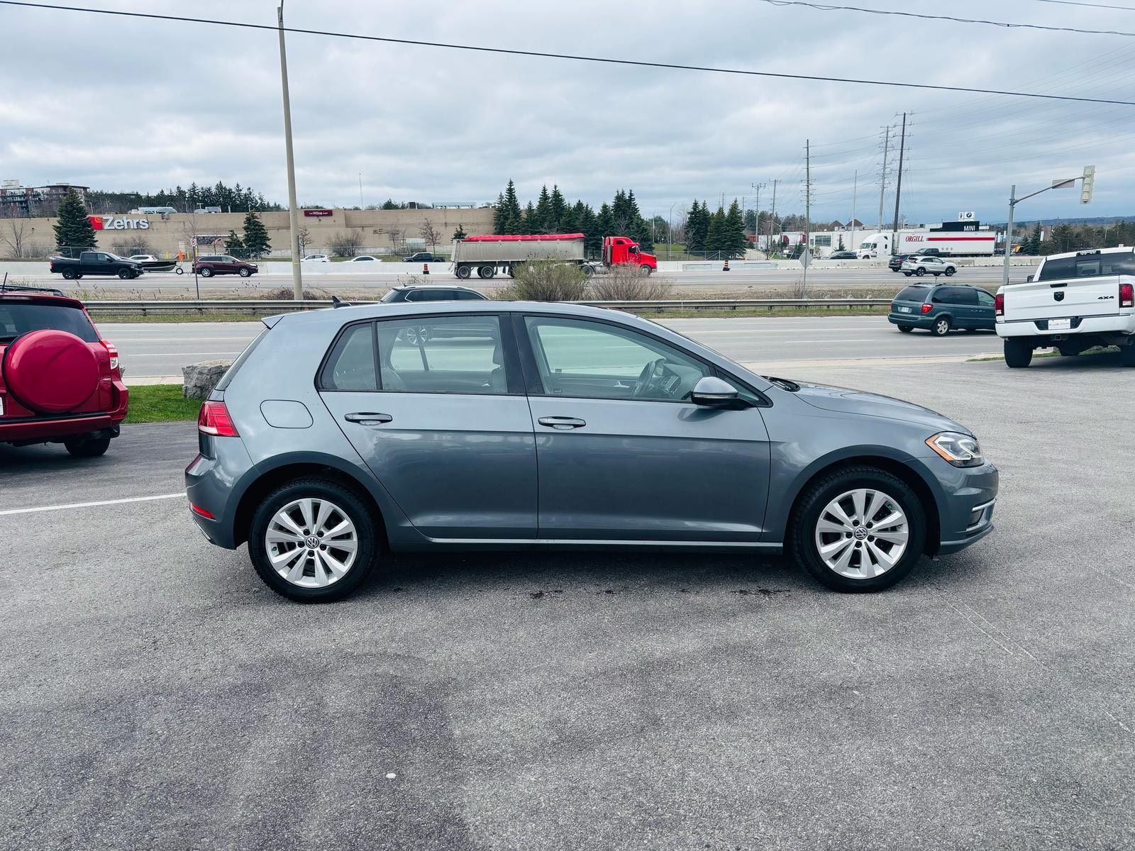 2018 Volkswagen Golf in Barrie, Ontario