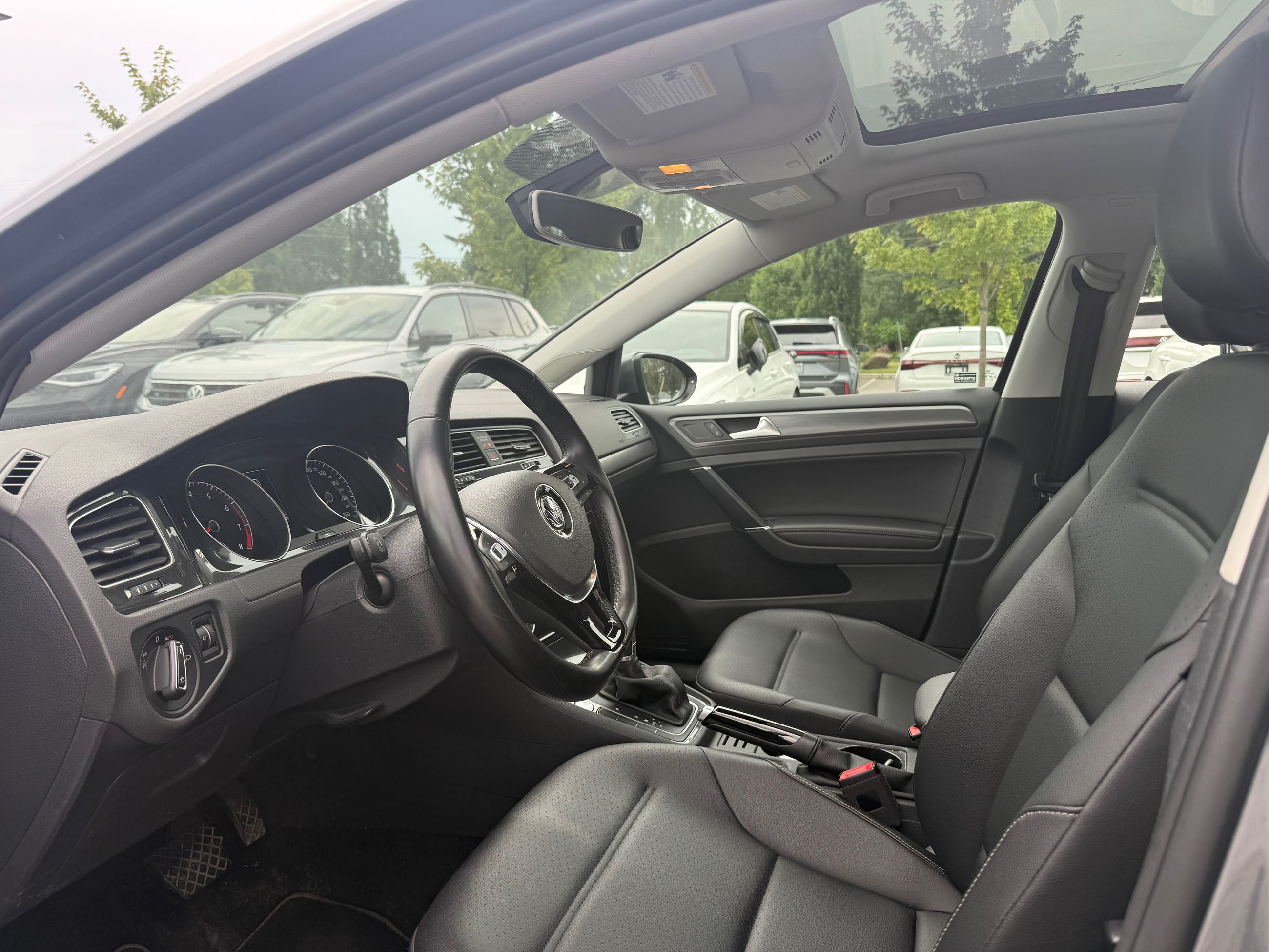 2018 Volkswagen Golf in Saint-Bruno-de-Montarville, Quebec