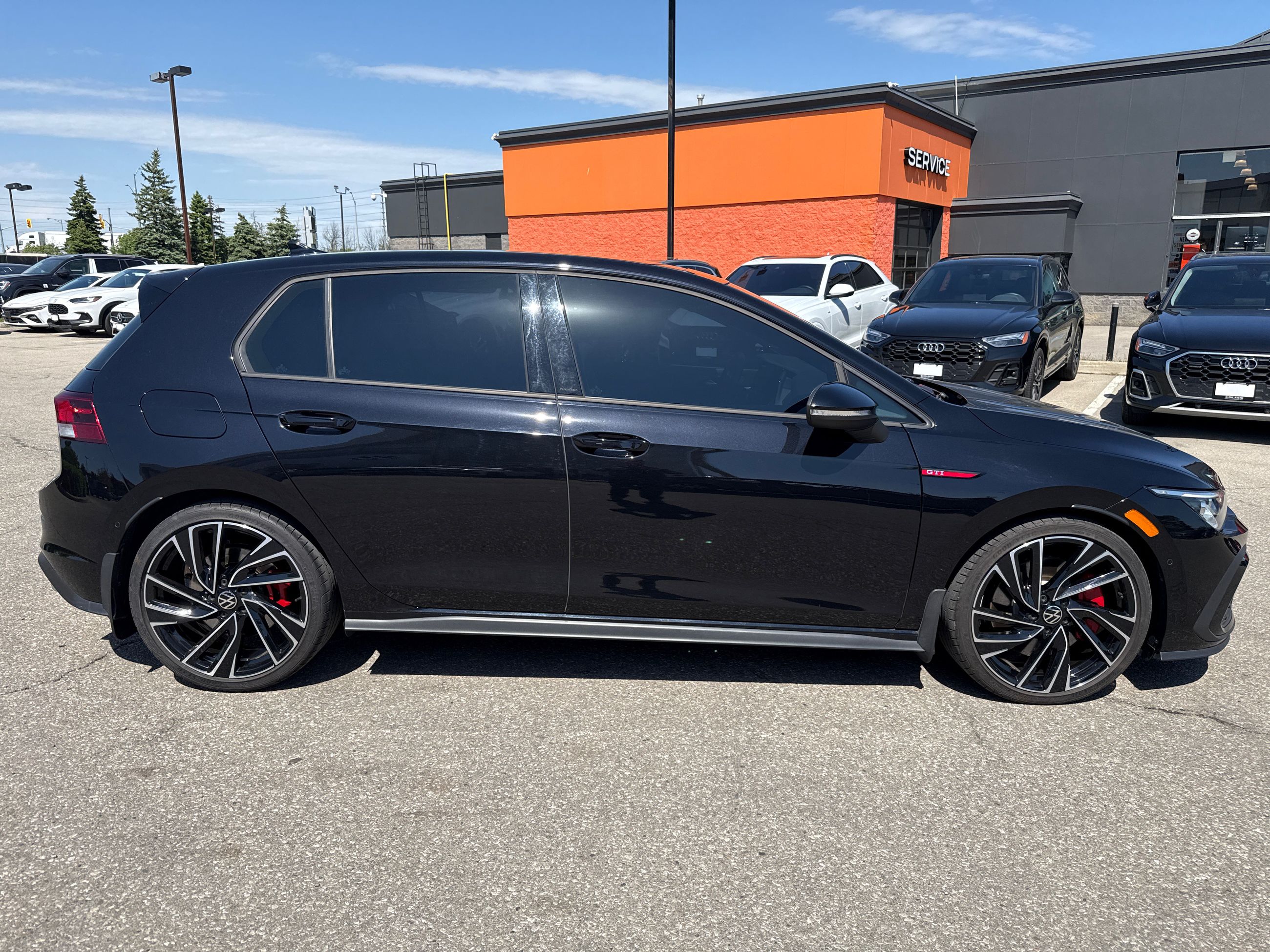 Volkswagen GTI  2023 à Mississauga, Ontario