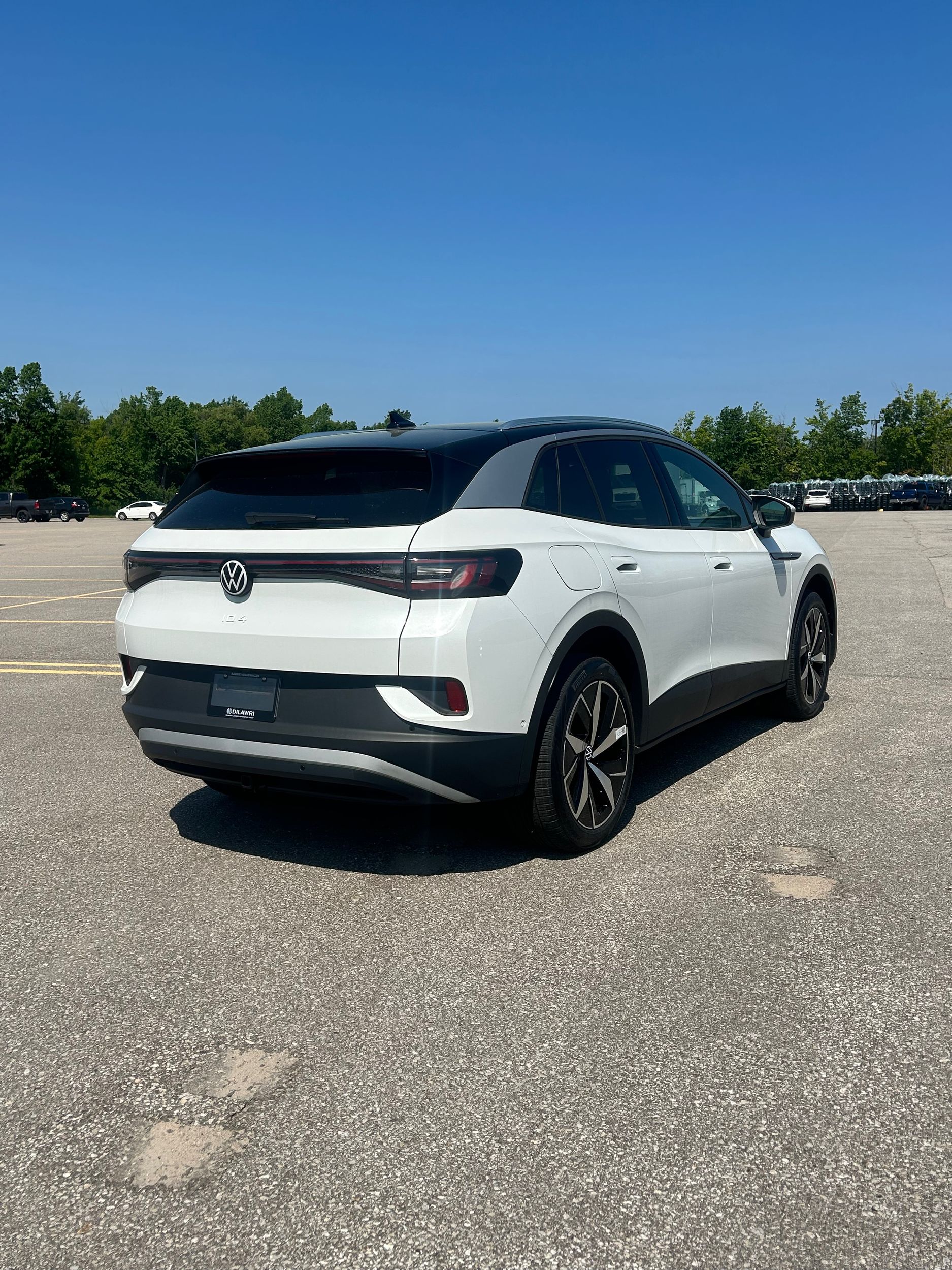 2025 Volkswagen ID.4 in Barrie, Ontario