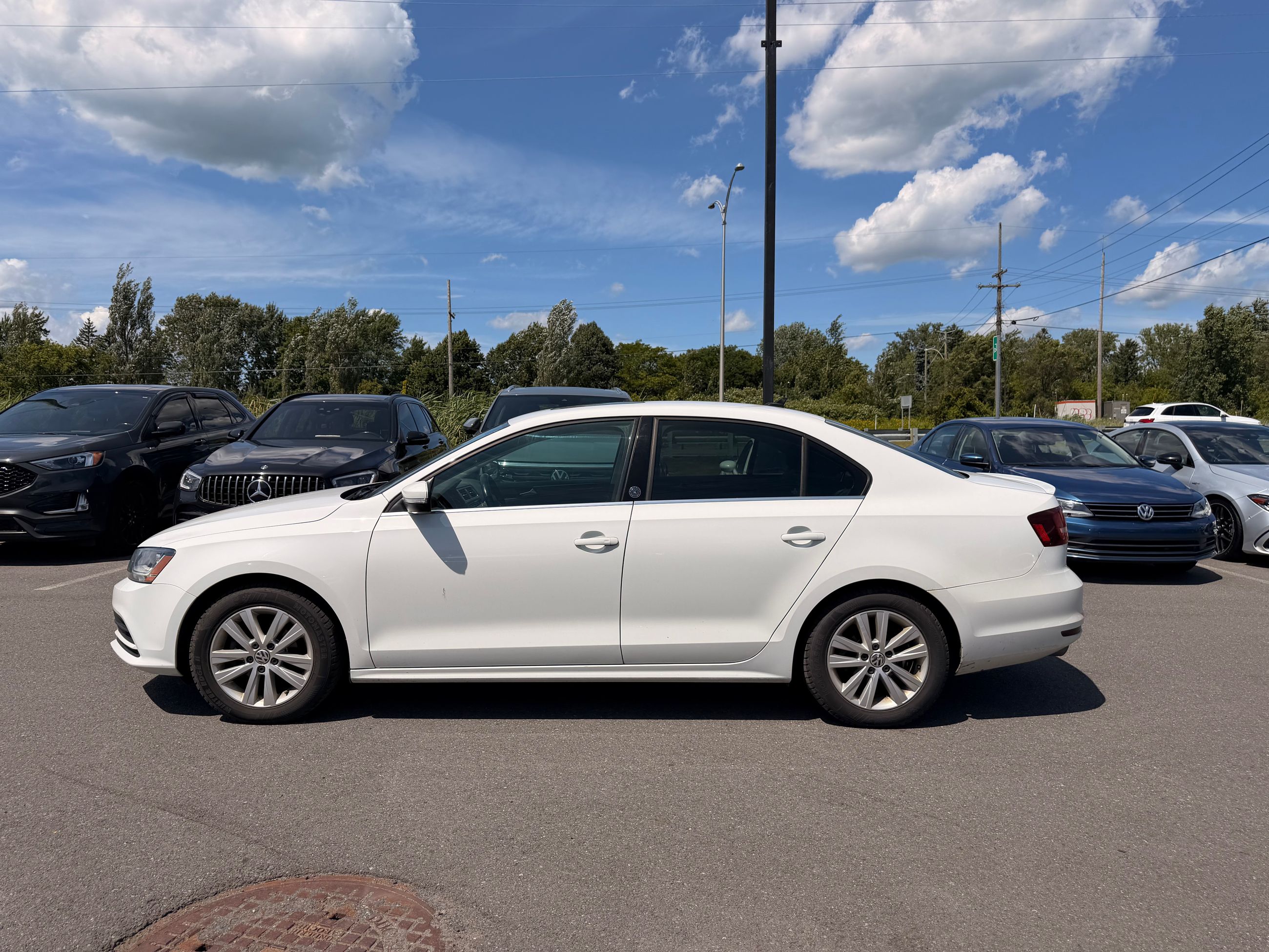 2017 Volkswagen Jetta Sedan in Saint-Bruno-de-Montarville, Quebec