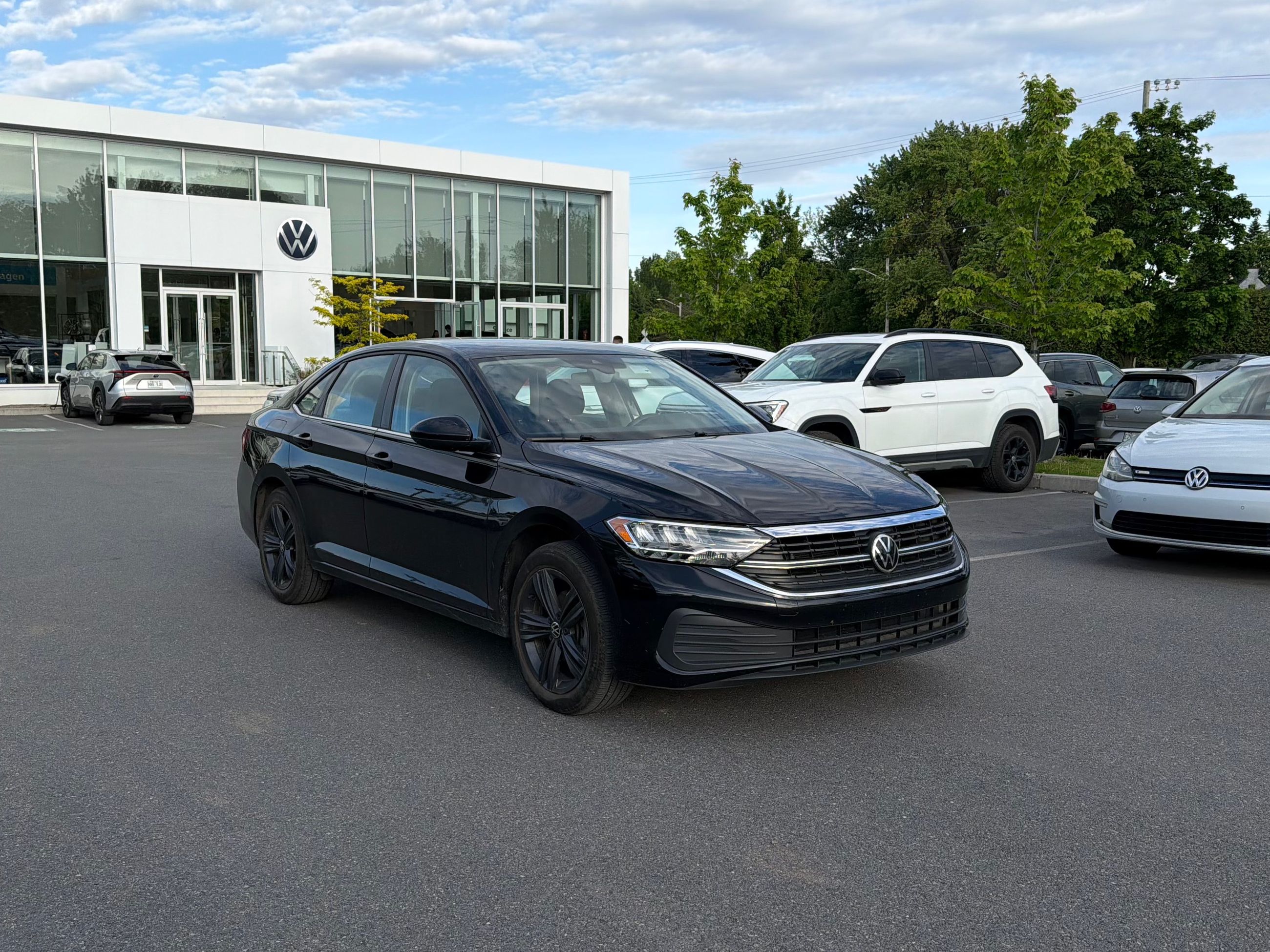 Volkswagen Jetta  2023 à Saint-Bruno-de-Montarville, Québec