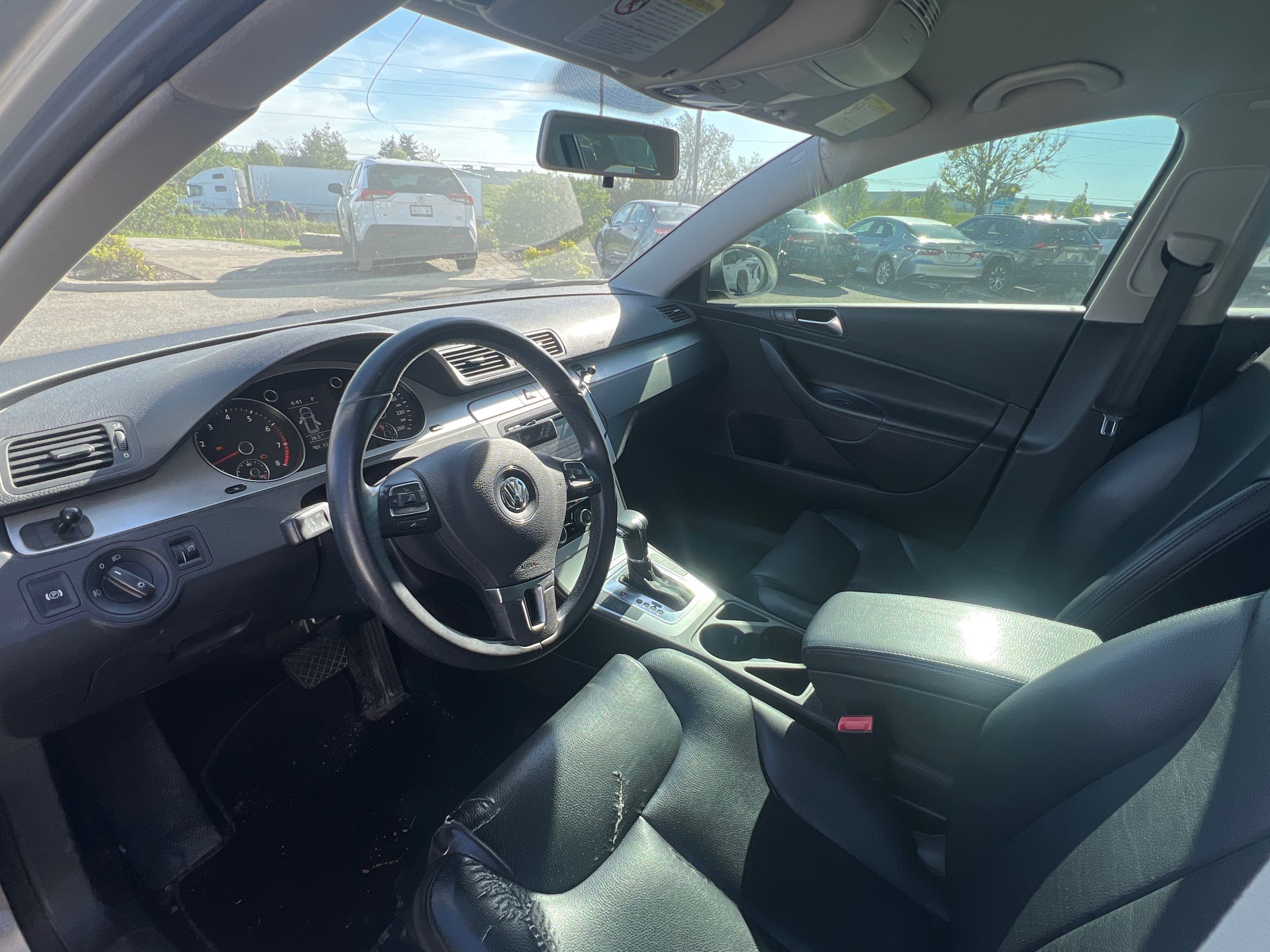 2010 Volkswagen Passat Wagon in Bolton, Ontario