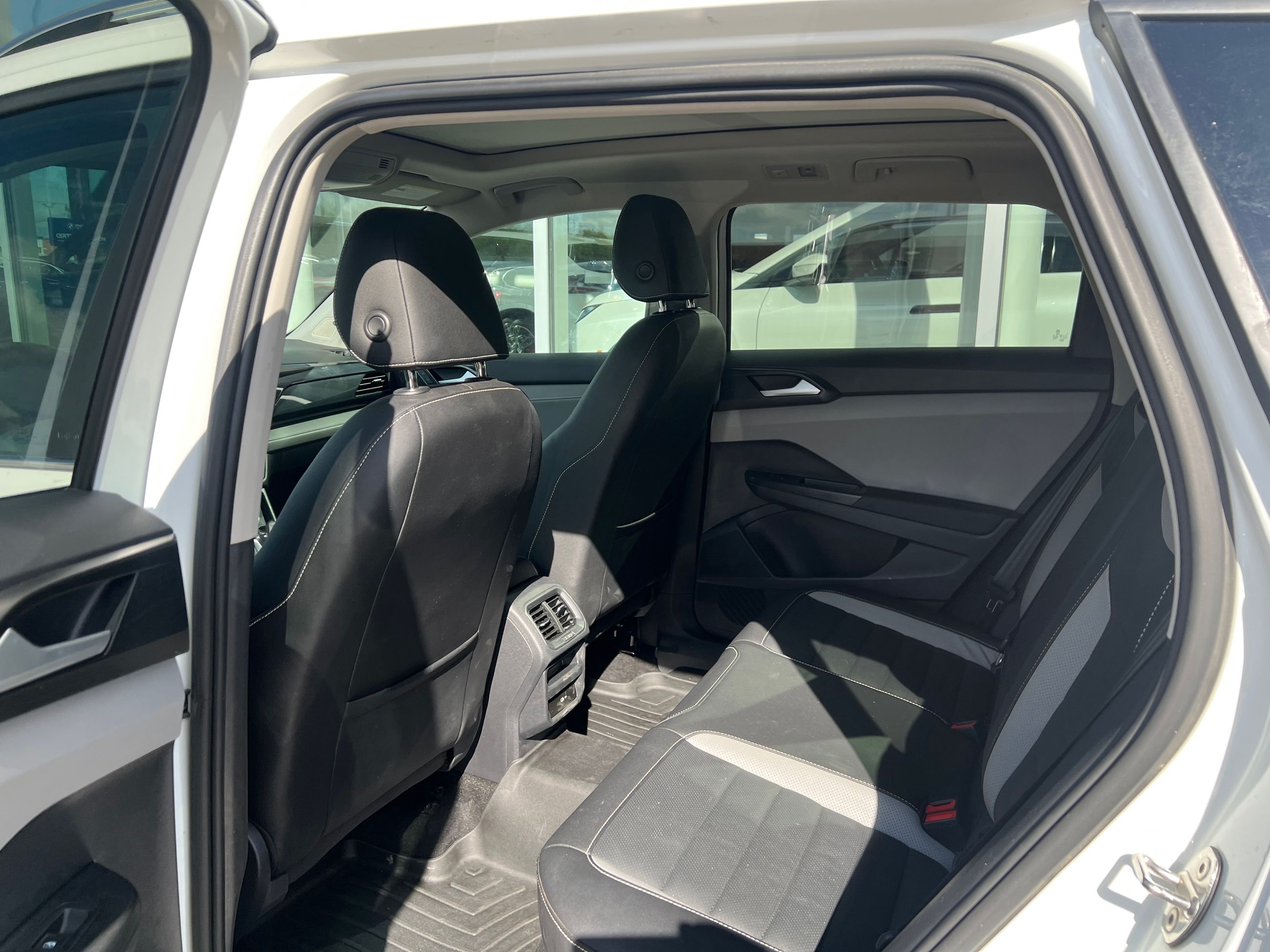 Volkswagen Taos  2022 à Regina, Saskatchewan