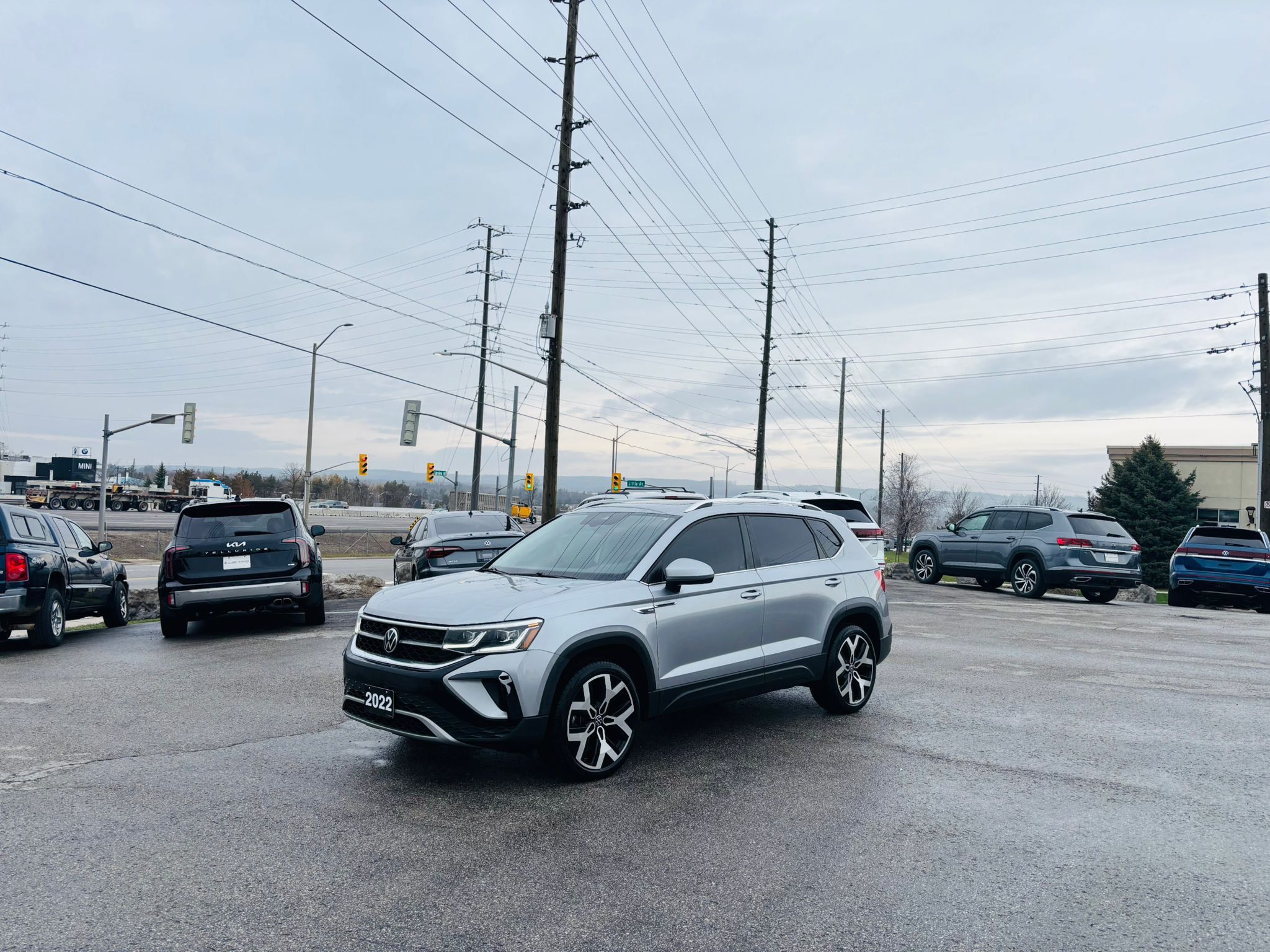 Volkswagen Taos  2022 à Barrie, Ontario