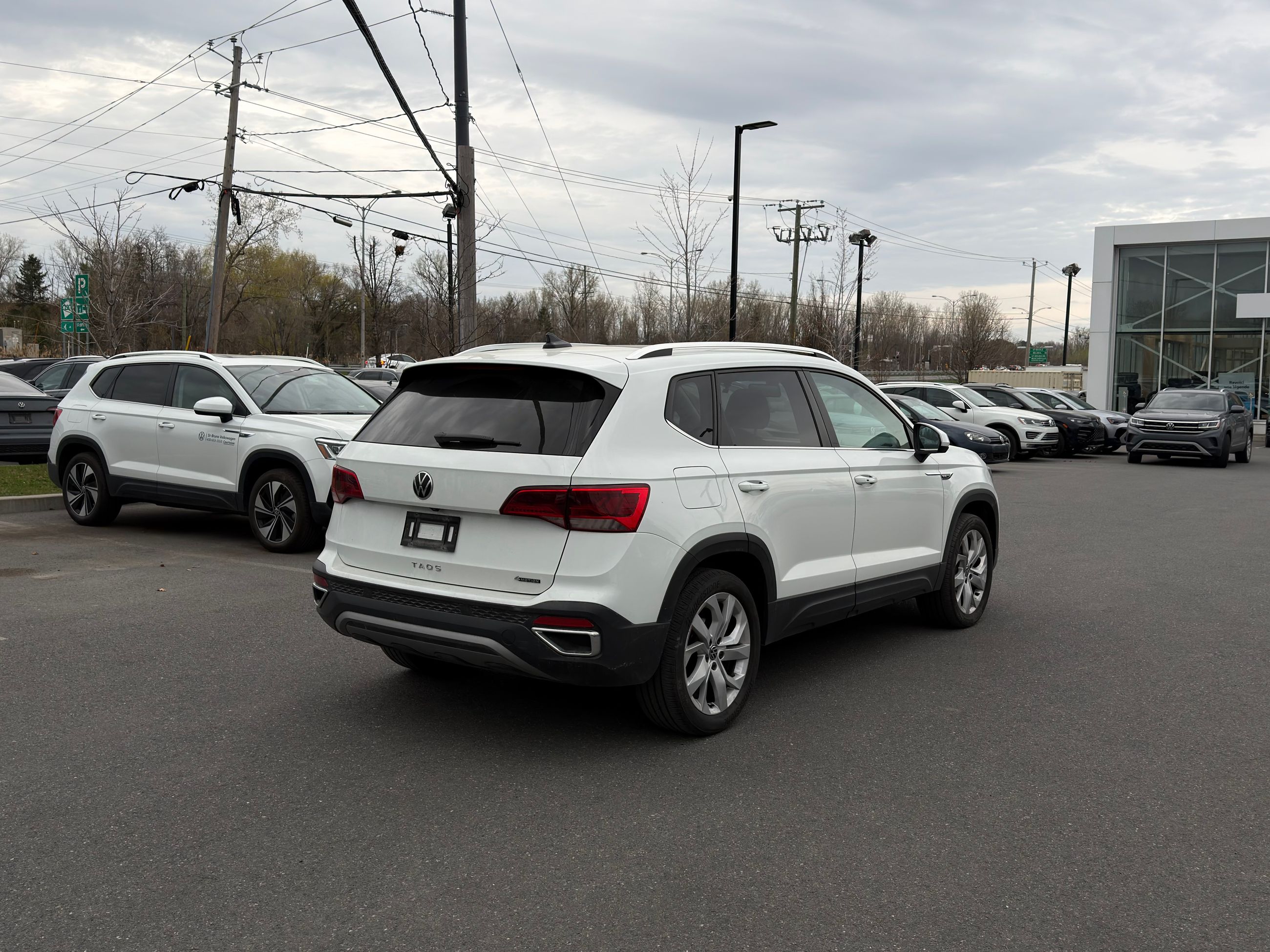 2022 Volkswagen Taos in Saint-Bruno-de-Montarville, Quebec