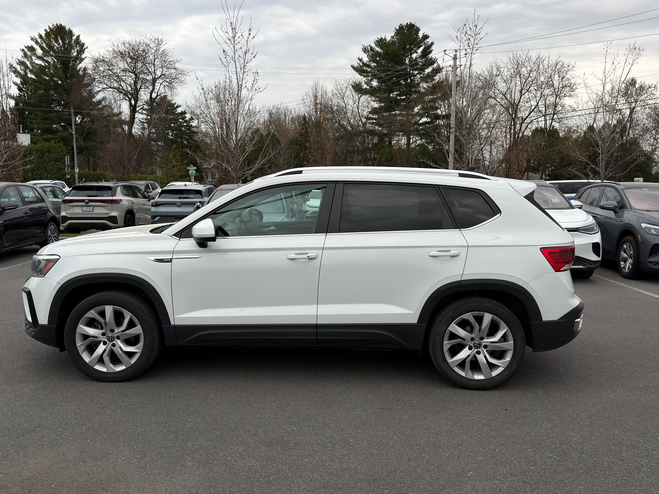 2022 Volkswagen Taos in Saint-Bruno-de-Montarville, Quebec