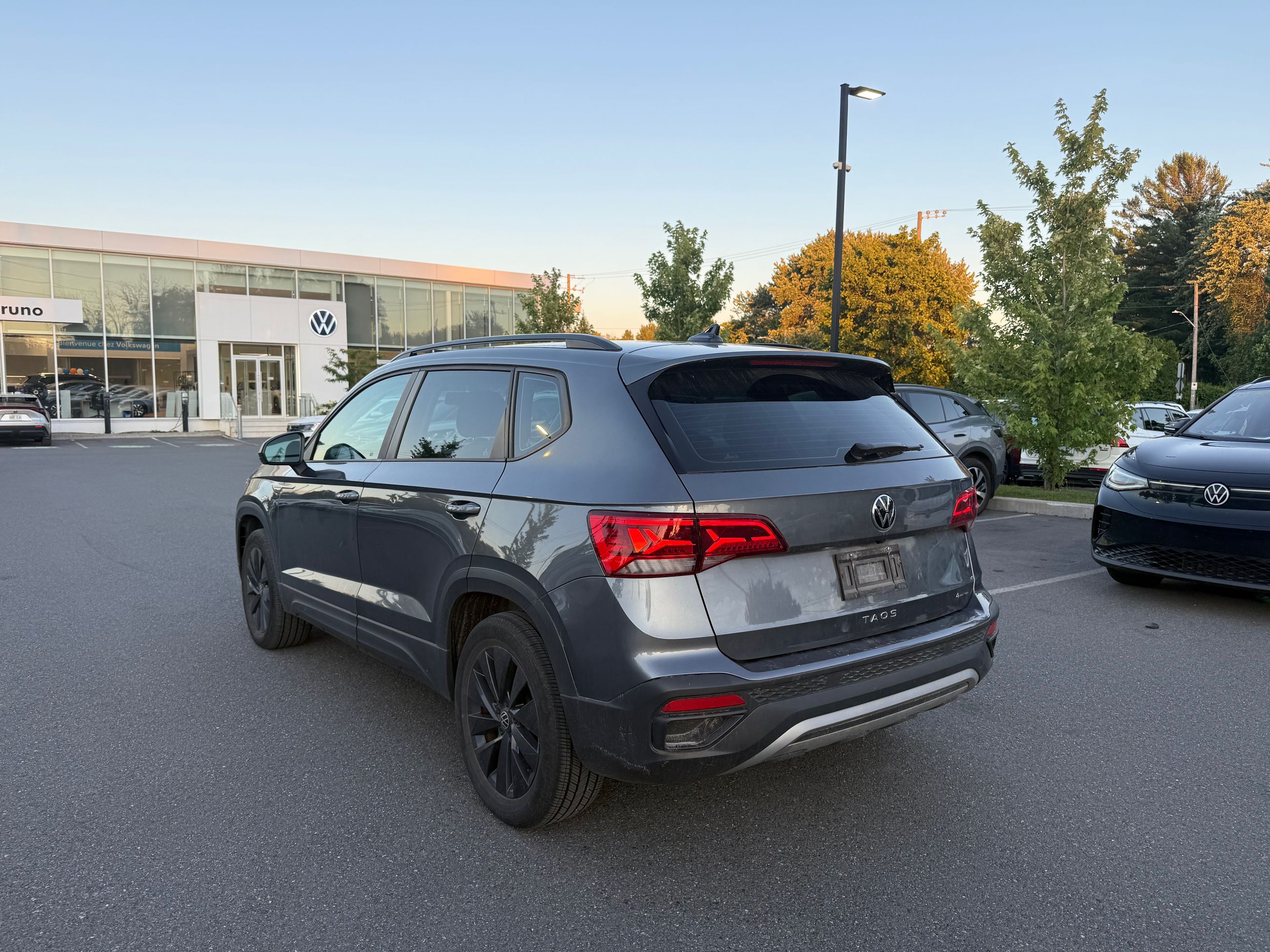 Volkswagen Taos  2022 à Saint-Bruno-de-Montarville, Québec