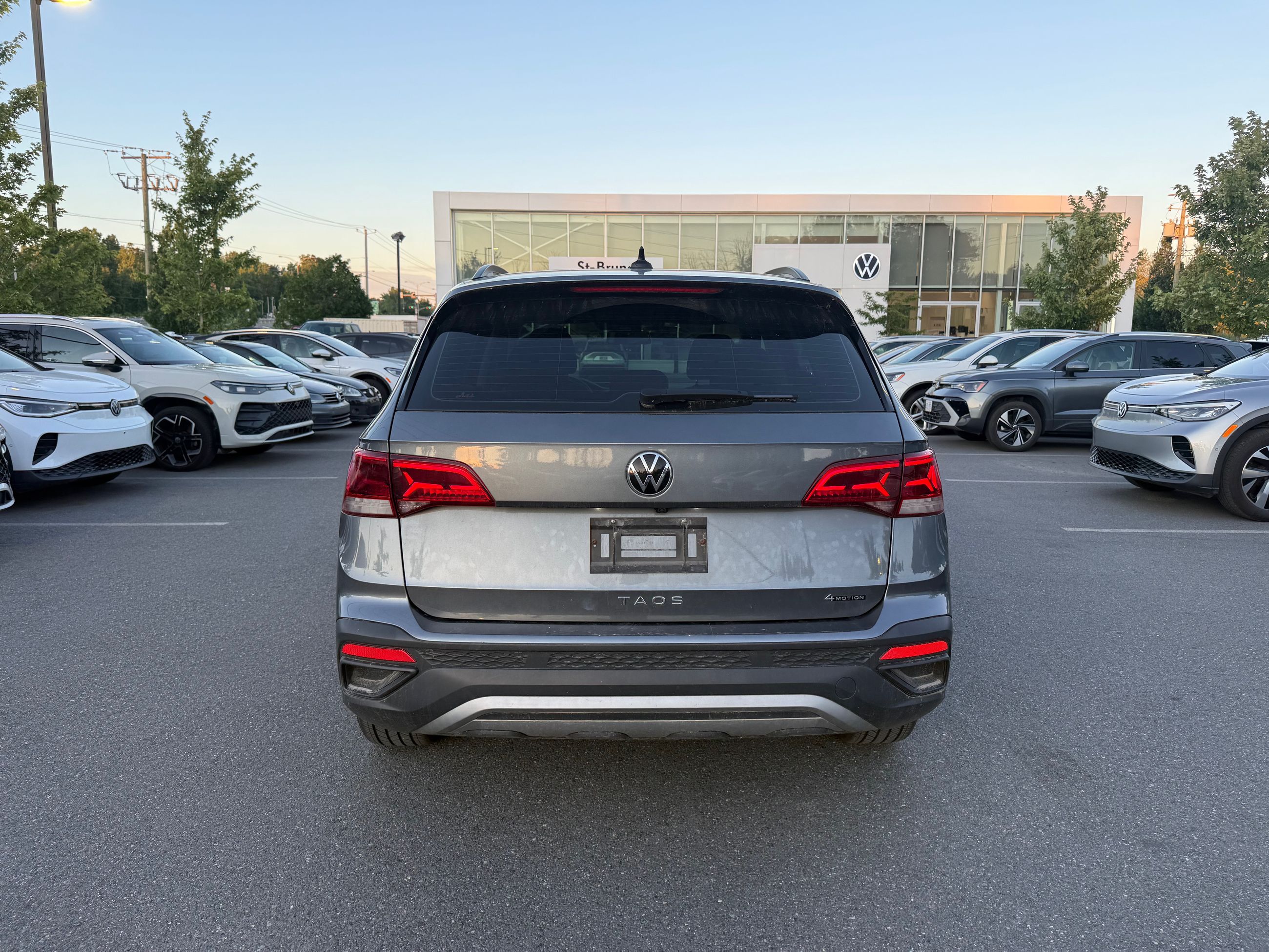 Volkswagen Taos  2022 à Saint-Bruno-de-Montarville, Québec