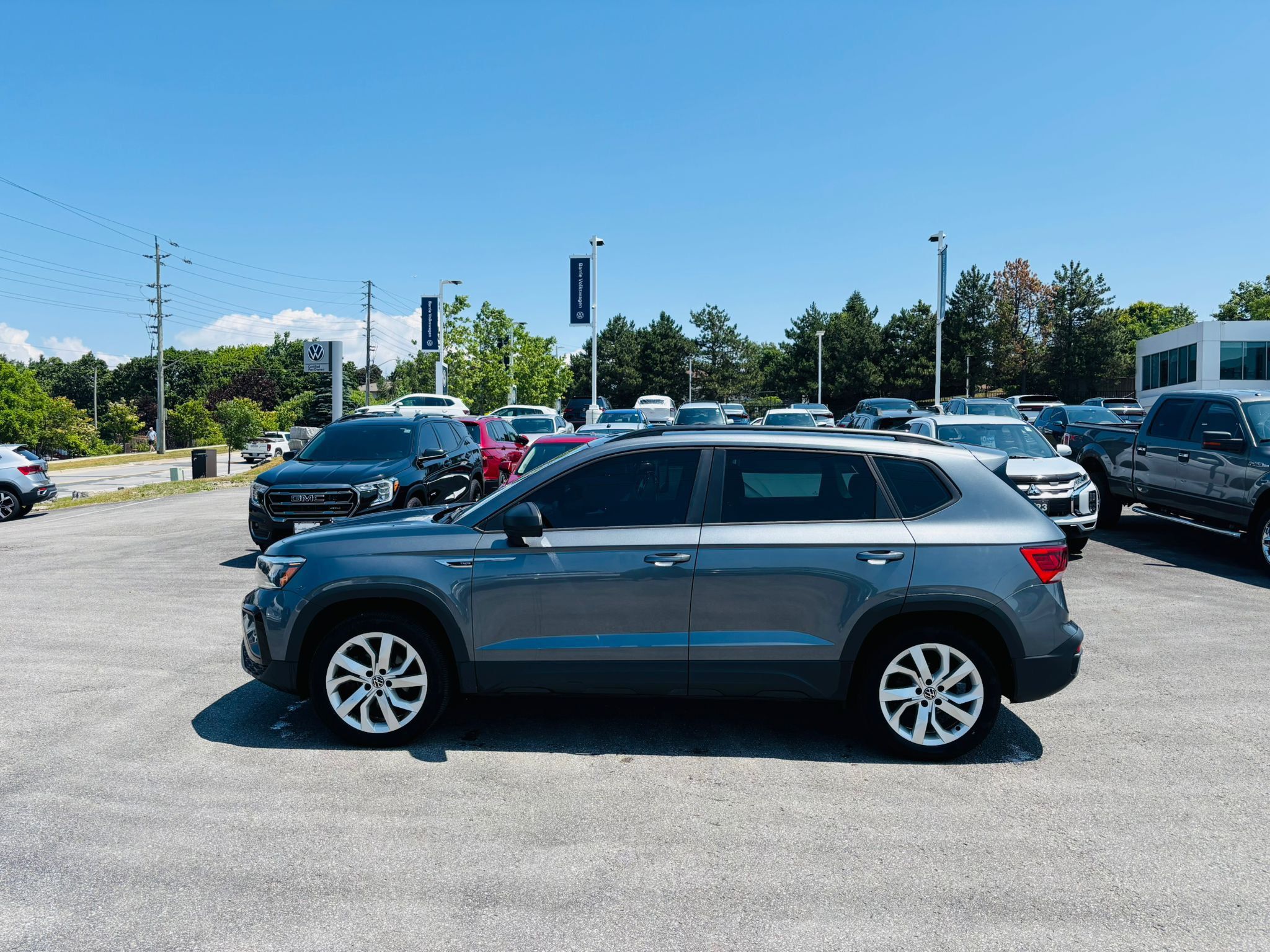 2023 Volkswagen Taos in Barrie, Ontario
