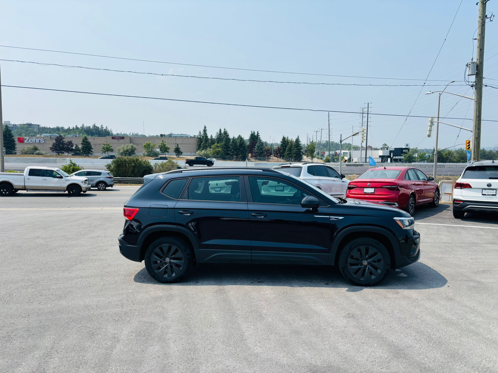 2023 Volkswagen Taos in Barrie, Ontario