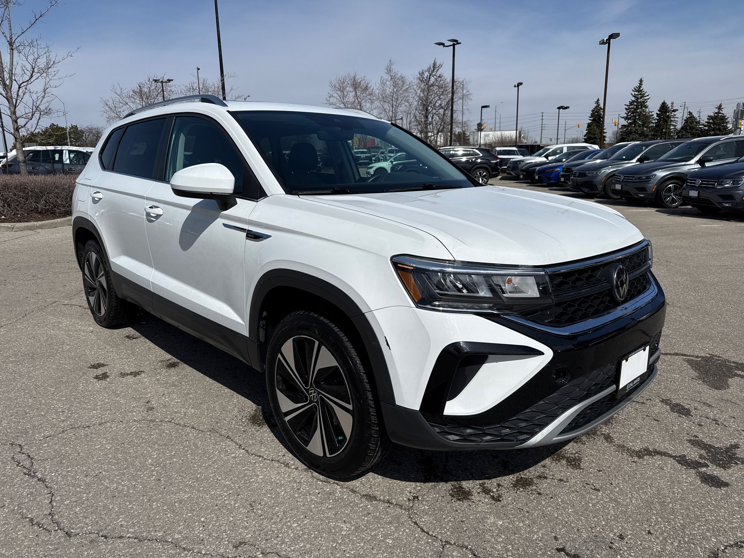 Volkswagen Taos  2023 à Mississauga, Ontario