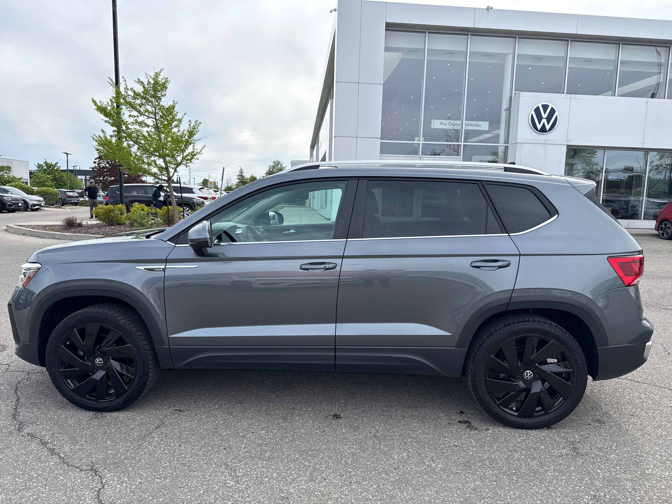 2023 Volkswagen Taos in Mississauga, Ontario