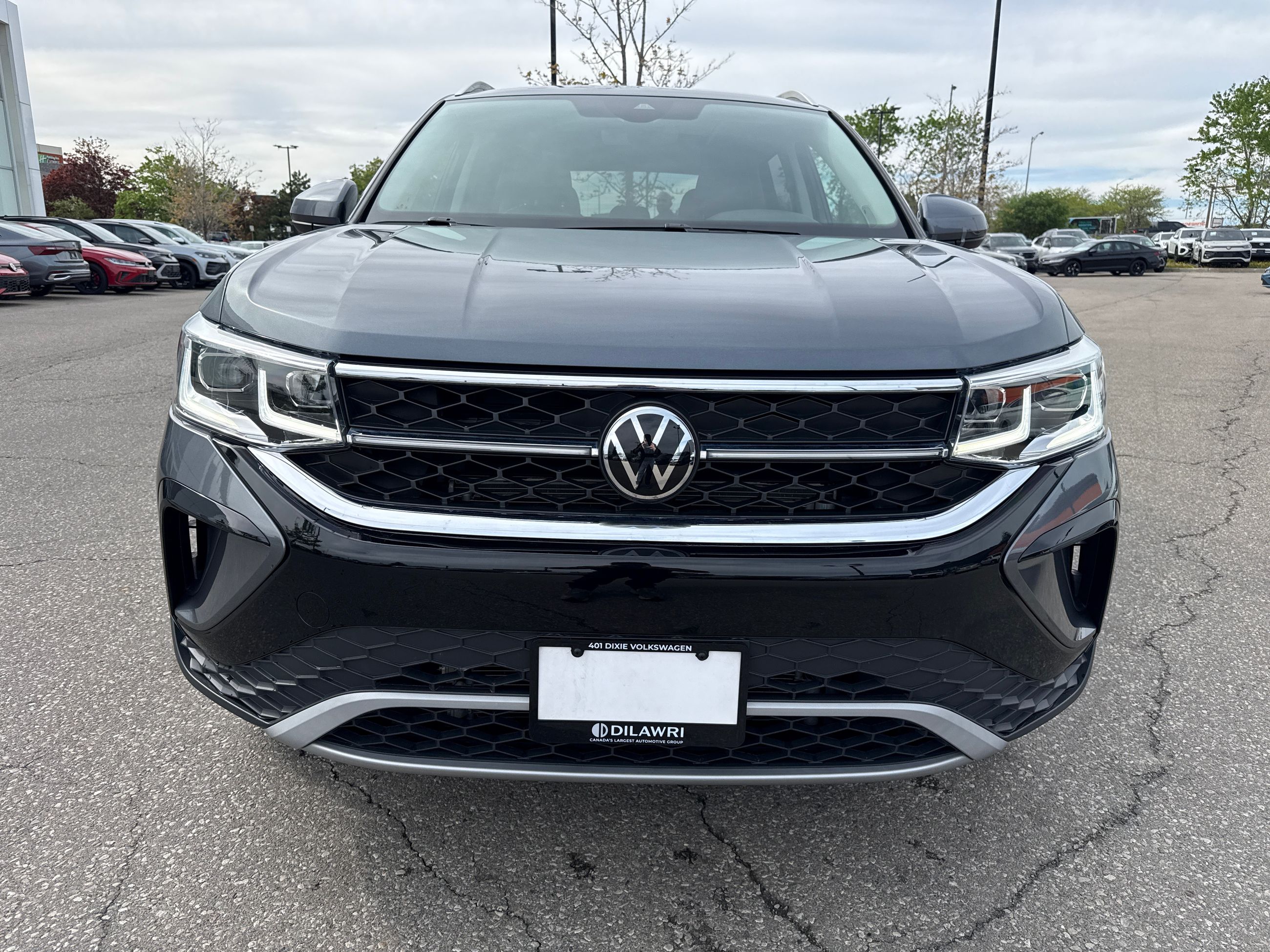 2023 Volkswagen Taos in Mississauga, Ontario