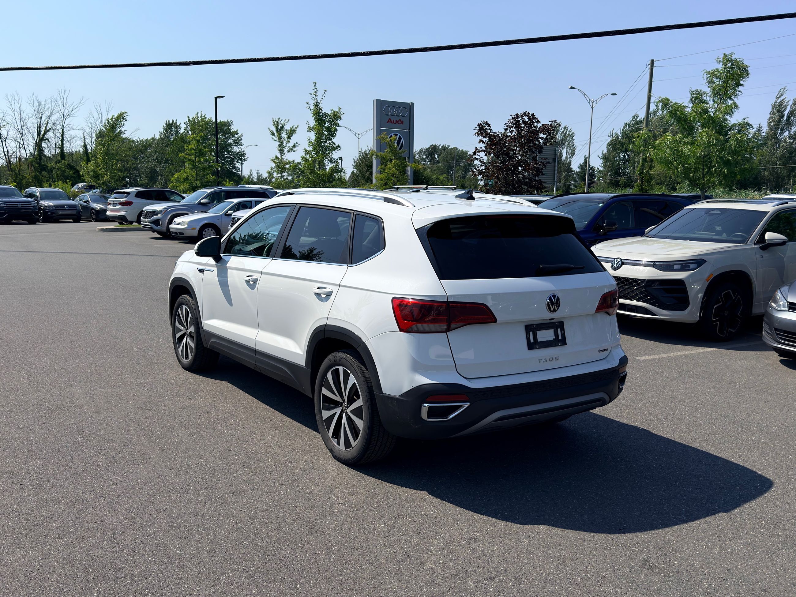 2023 Volkswagen Taos in Saint-Bruno-de-Montarville, Quebec