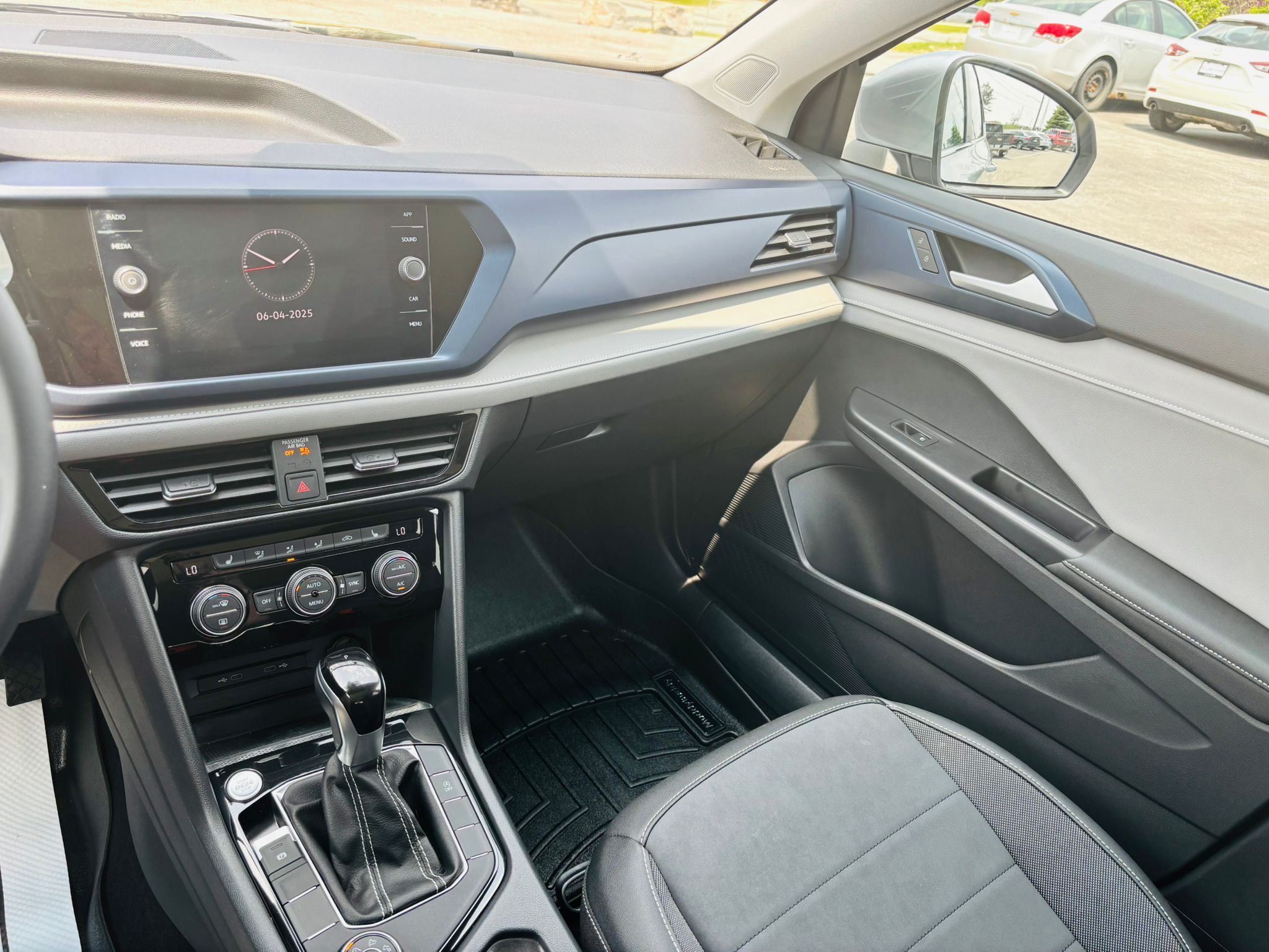 2024 Volkswagen Taos in Barrie, Ontario