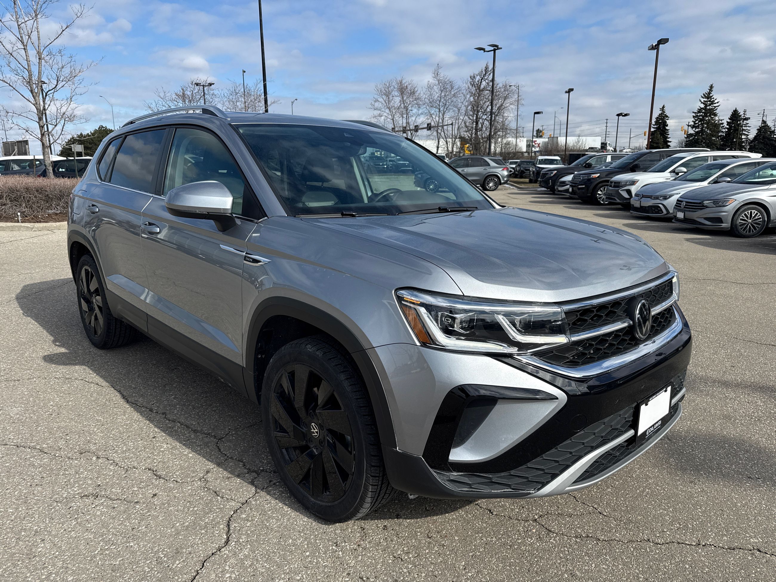 2024 Volkswagen Taos in Mississauga, Ontario