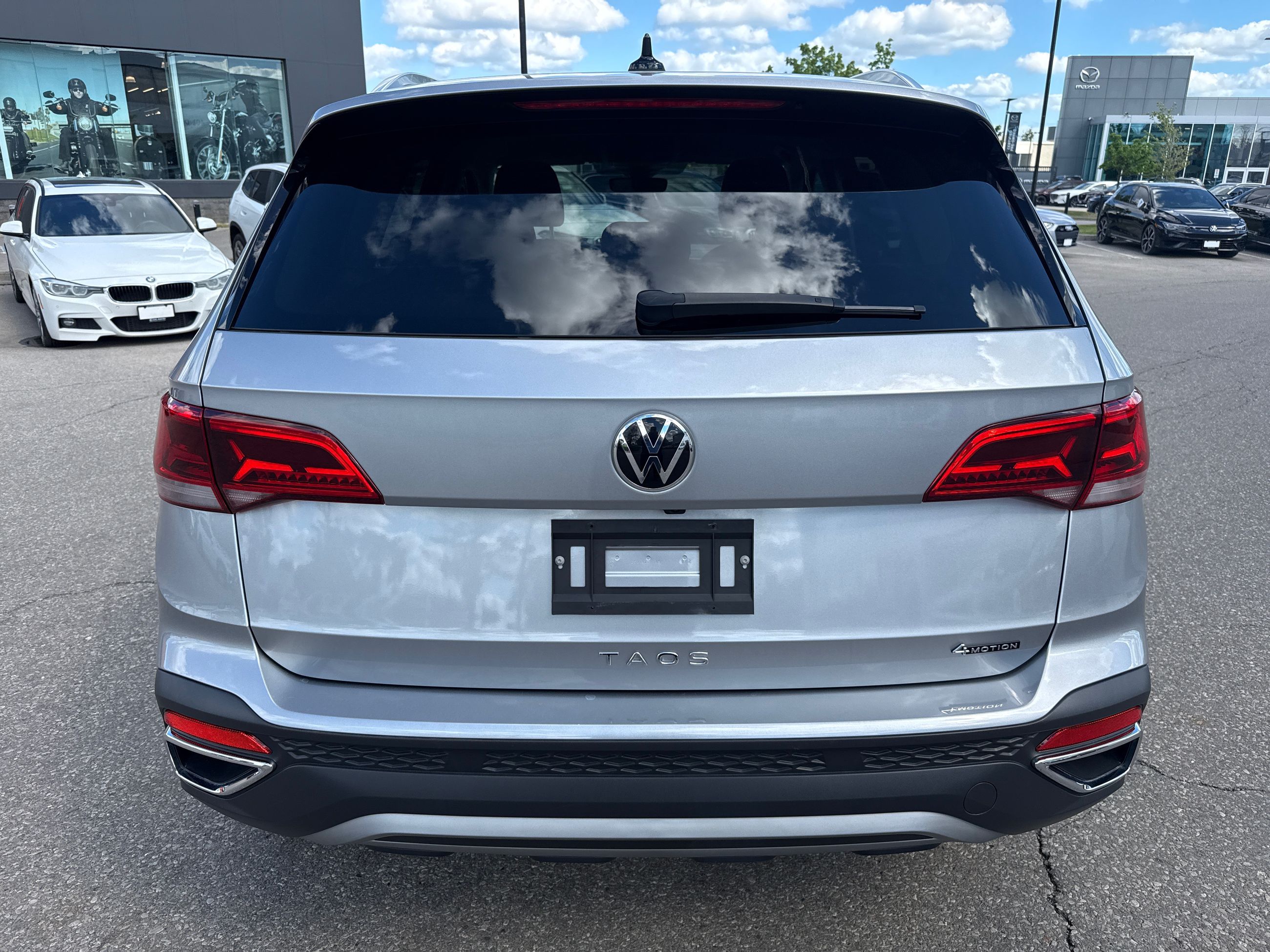 2024 Volkswagen Taos in Mississauga, Ontario