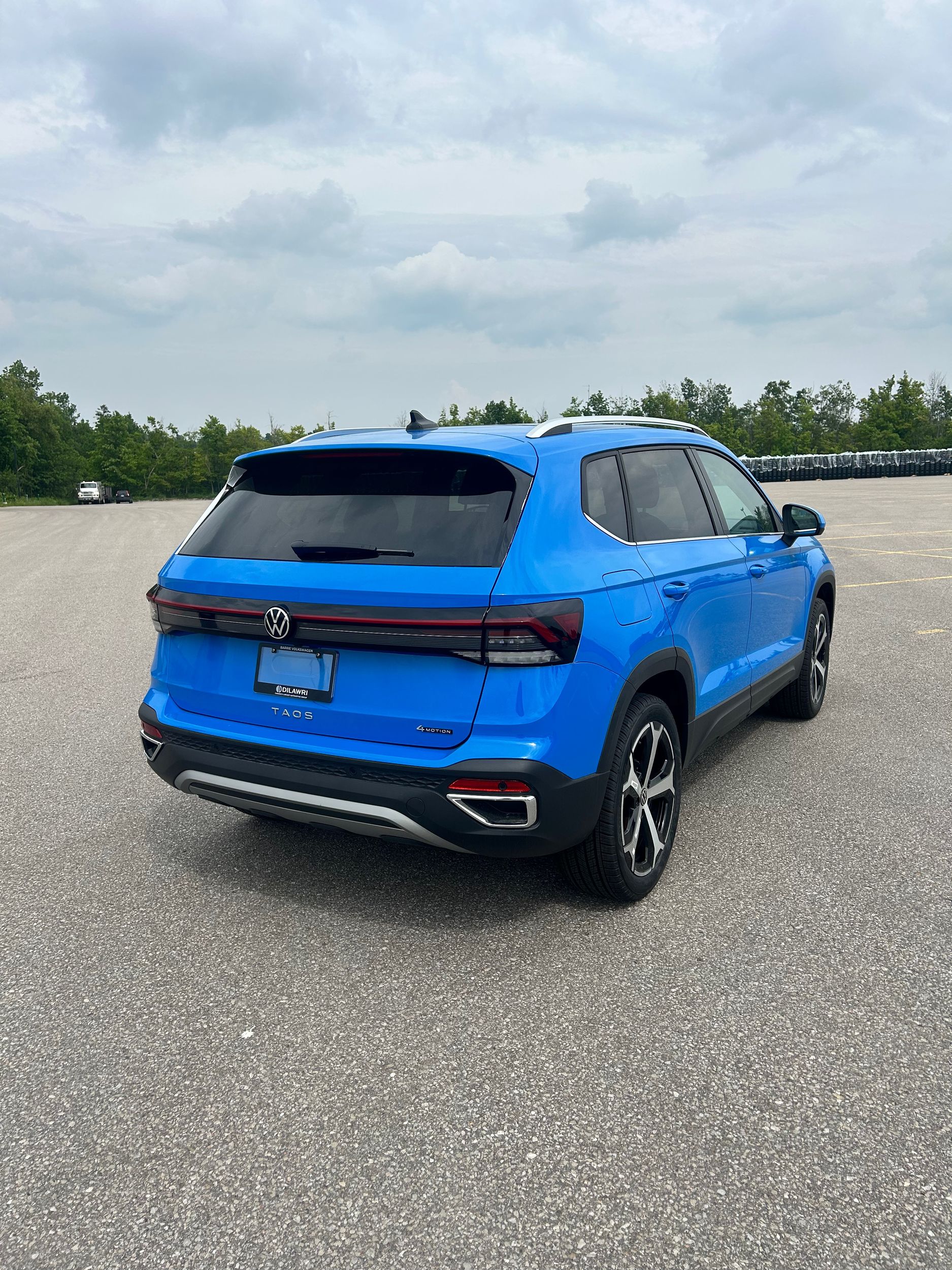 2025 Volkswagen Taos in Barrie, Ontario