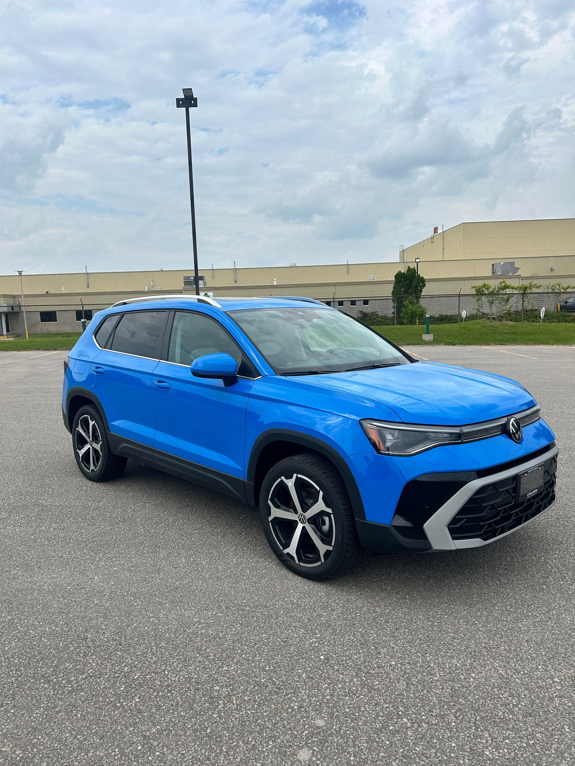 2025 Volkswagen Taos in Barrie, Ontario