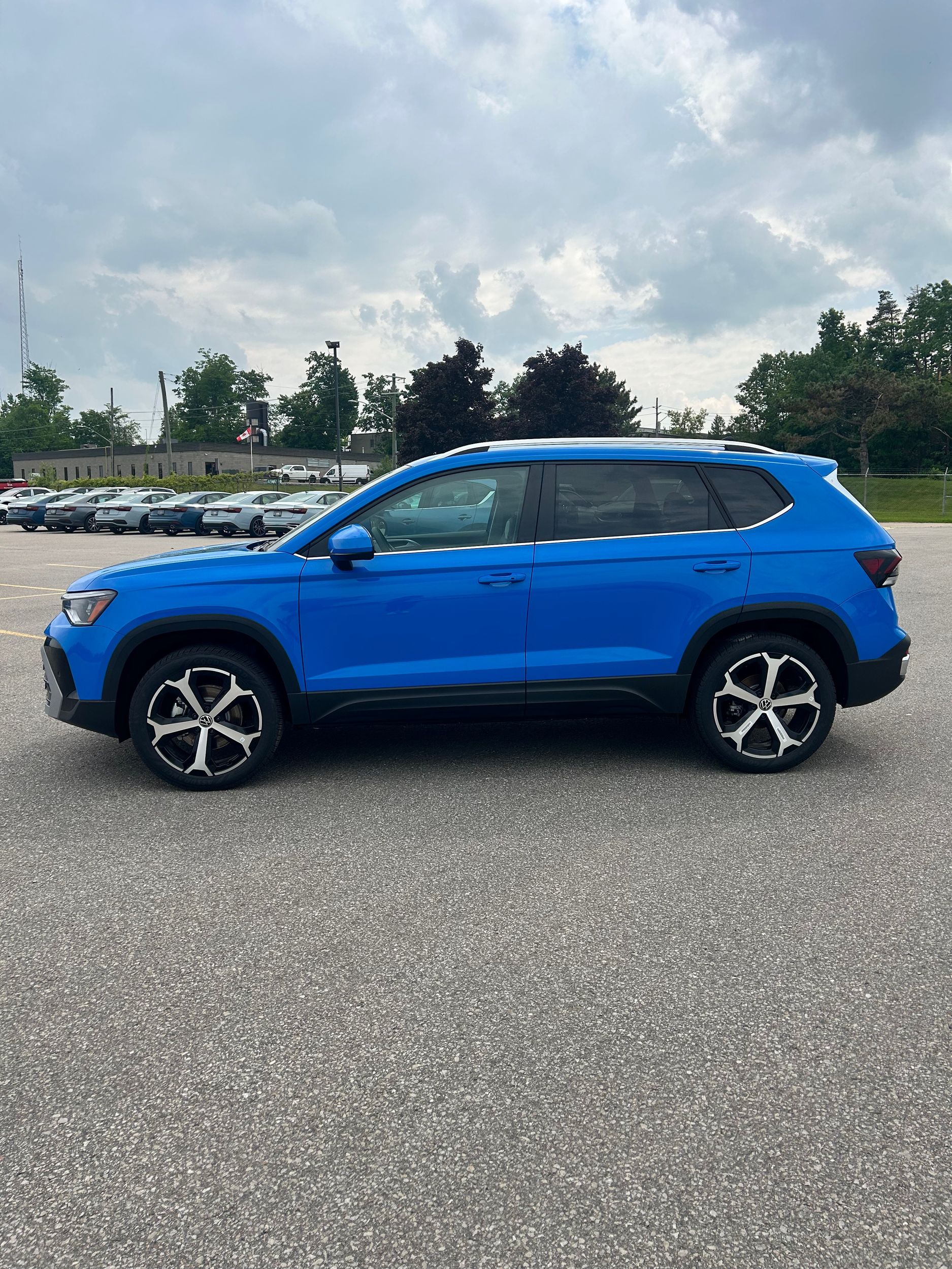 2025 Volkswagen Taos in Barrie, Ontario