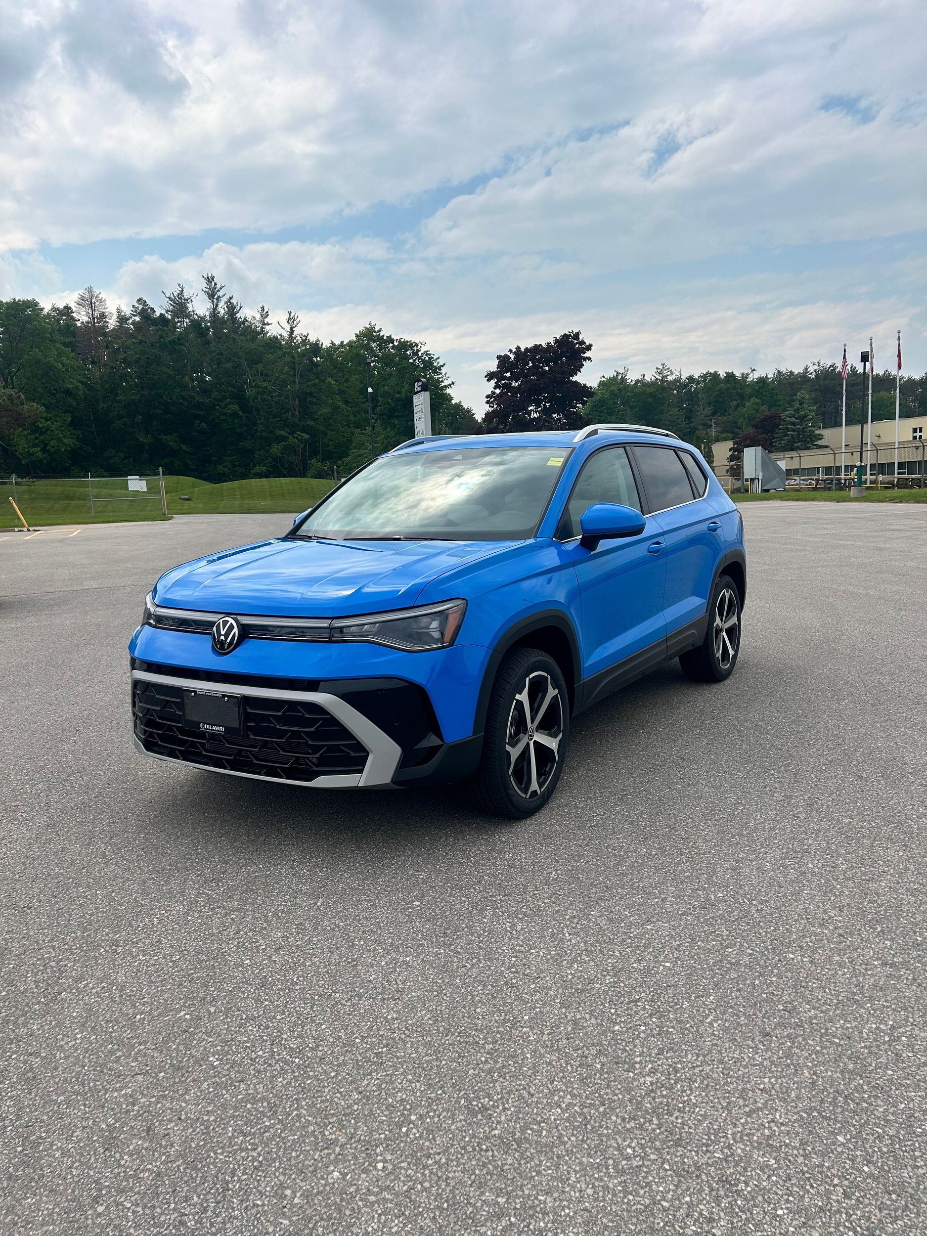 2025 Volkswagen Taos in Barrie, Ontario