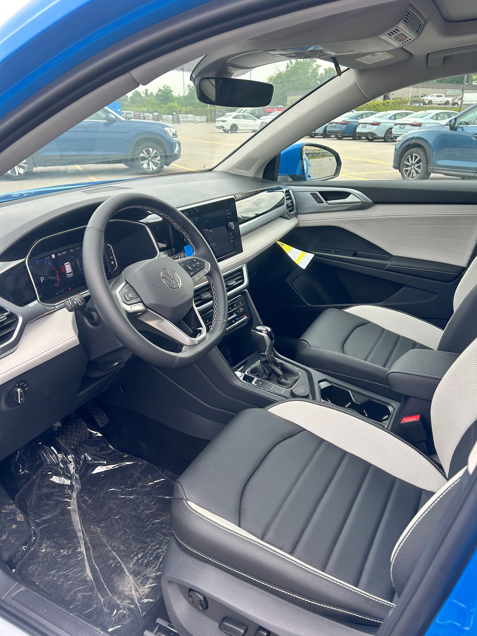 2025 Volkswagen Taos in Barrie, Ontario