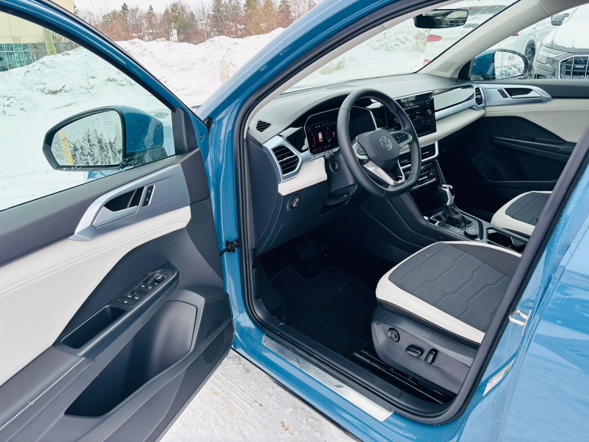 2025 Volkswagen Taos