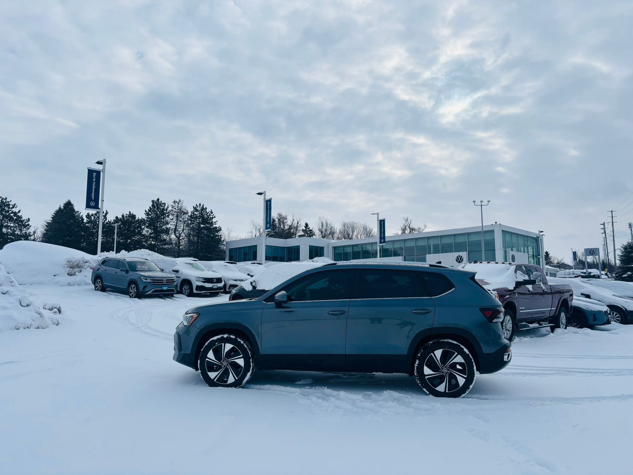 Volkswagen Taos  2025 à Barrie, Ontario