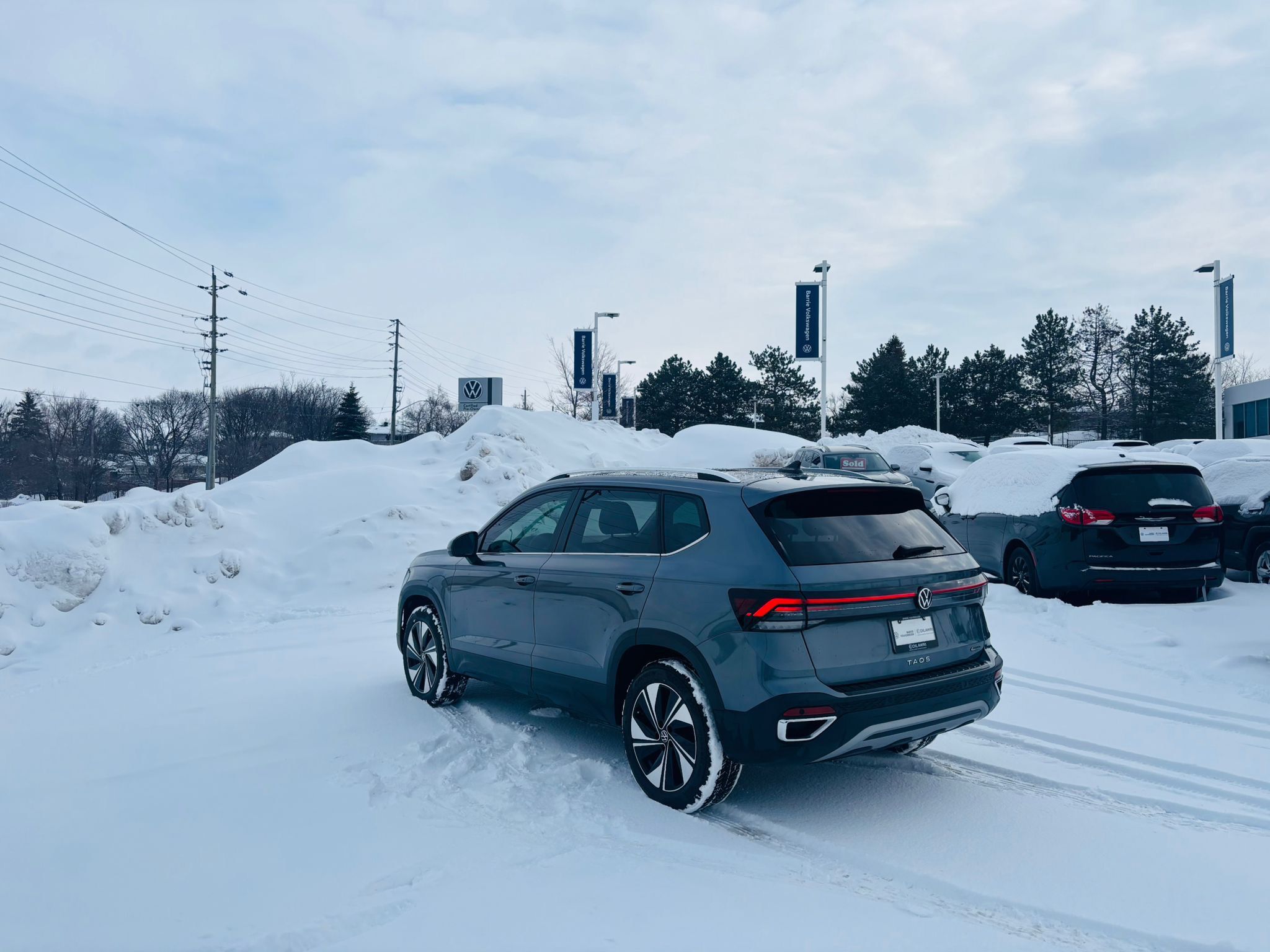 Volkswagen Taos  2025 à Barrie, Ontario