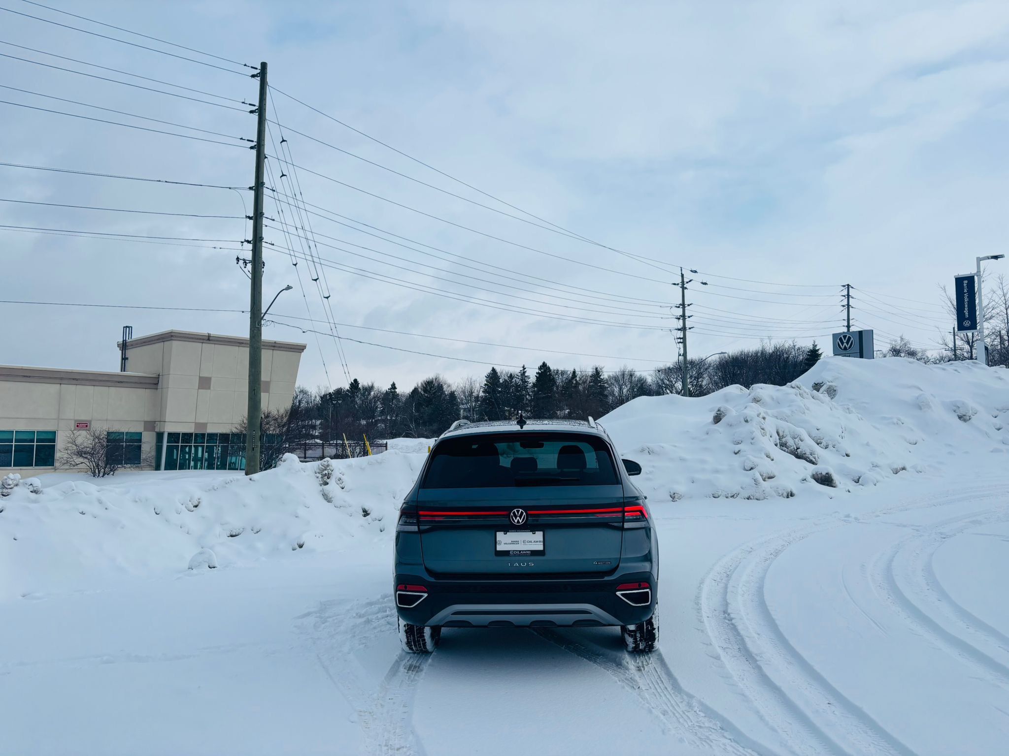 Volkswagen Taos  2025 à Barrie, Ontario