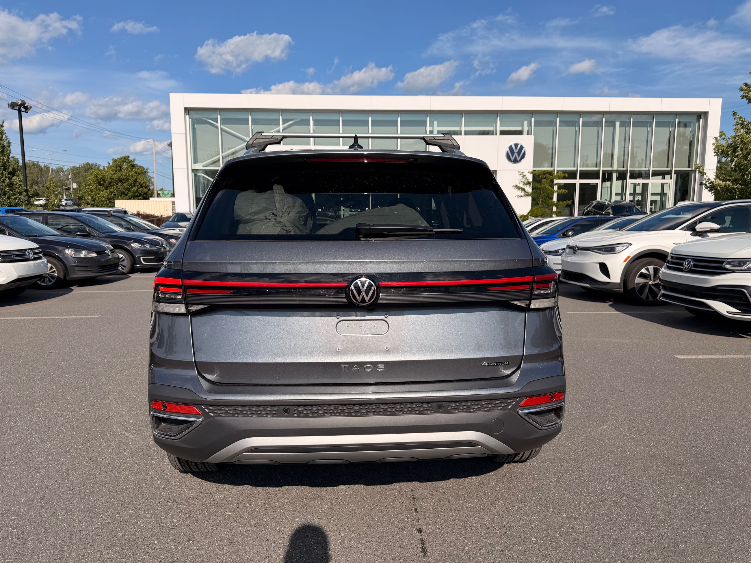 2025 Volkswagen Taos in Saint-Bruno-de-Montarville, Quebec