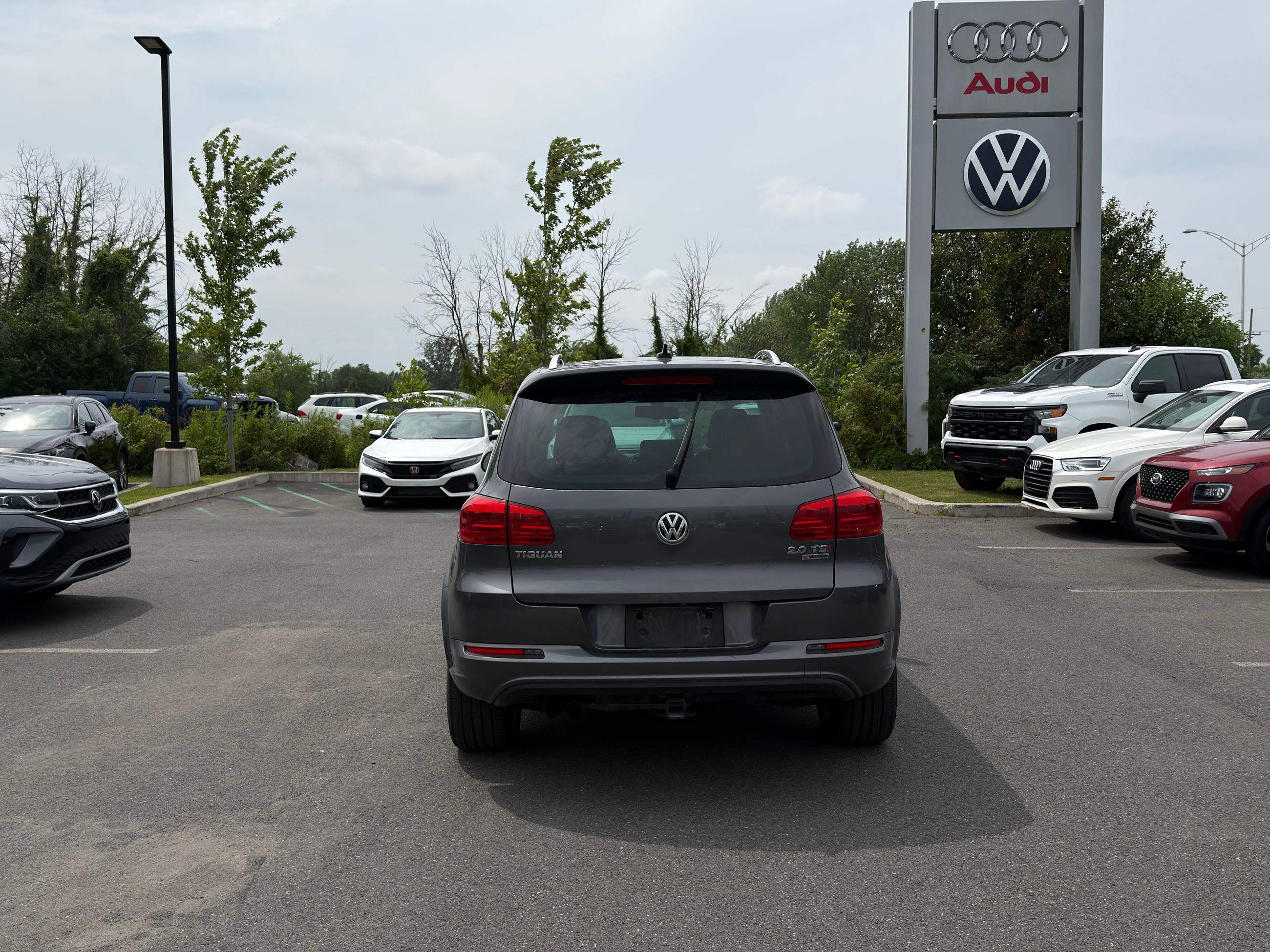 Volkswagen Tiguan  2017 à Saint-Bruno-de-Montarville, Québec