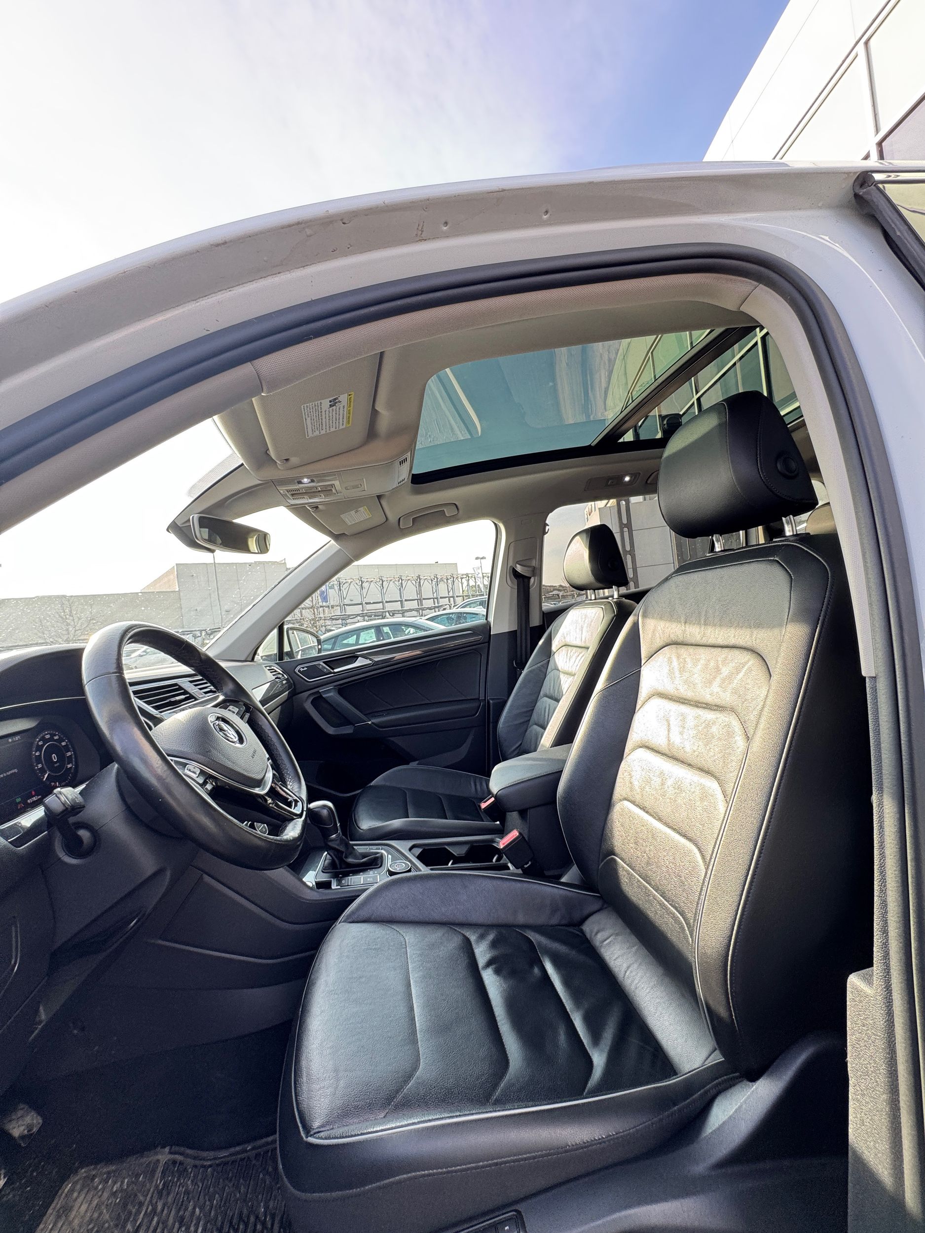 2018 Volkswagen Tiguan in Calgary, Alberta