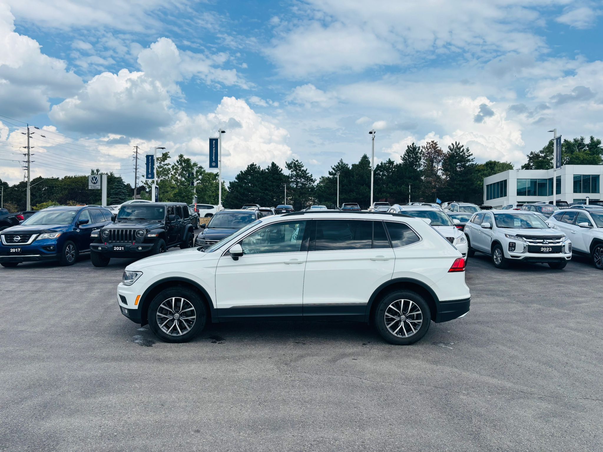 2020 Volkswagen Tiguan in Barrie, Ontario