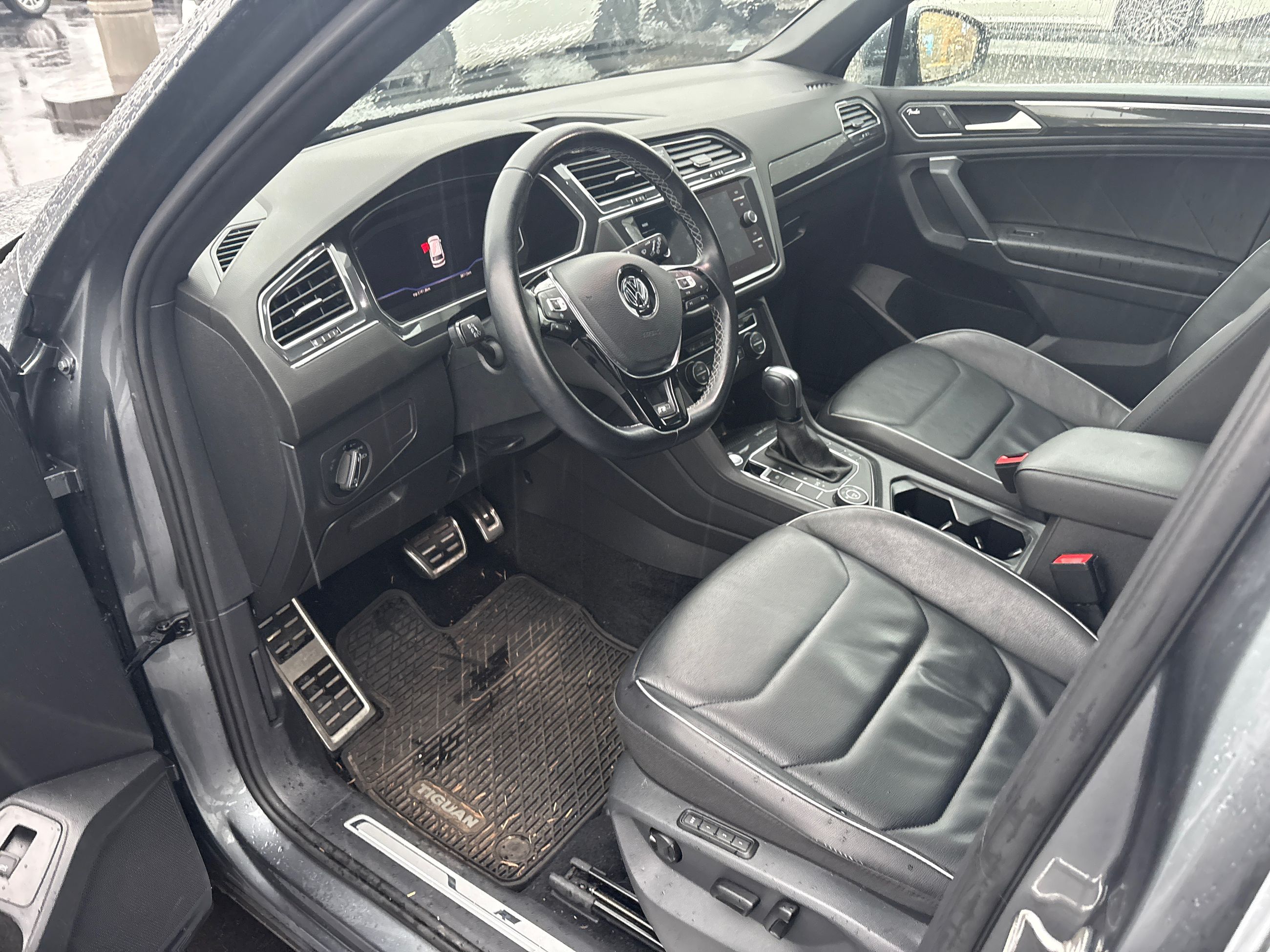 Volkswagen Tiguan  2020 à North Vancouver, Colombie-Britannique