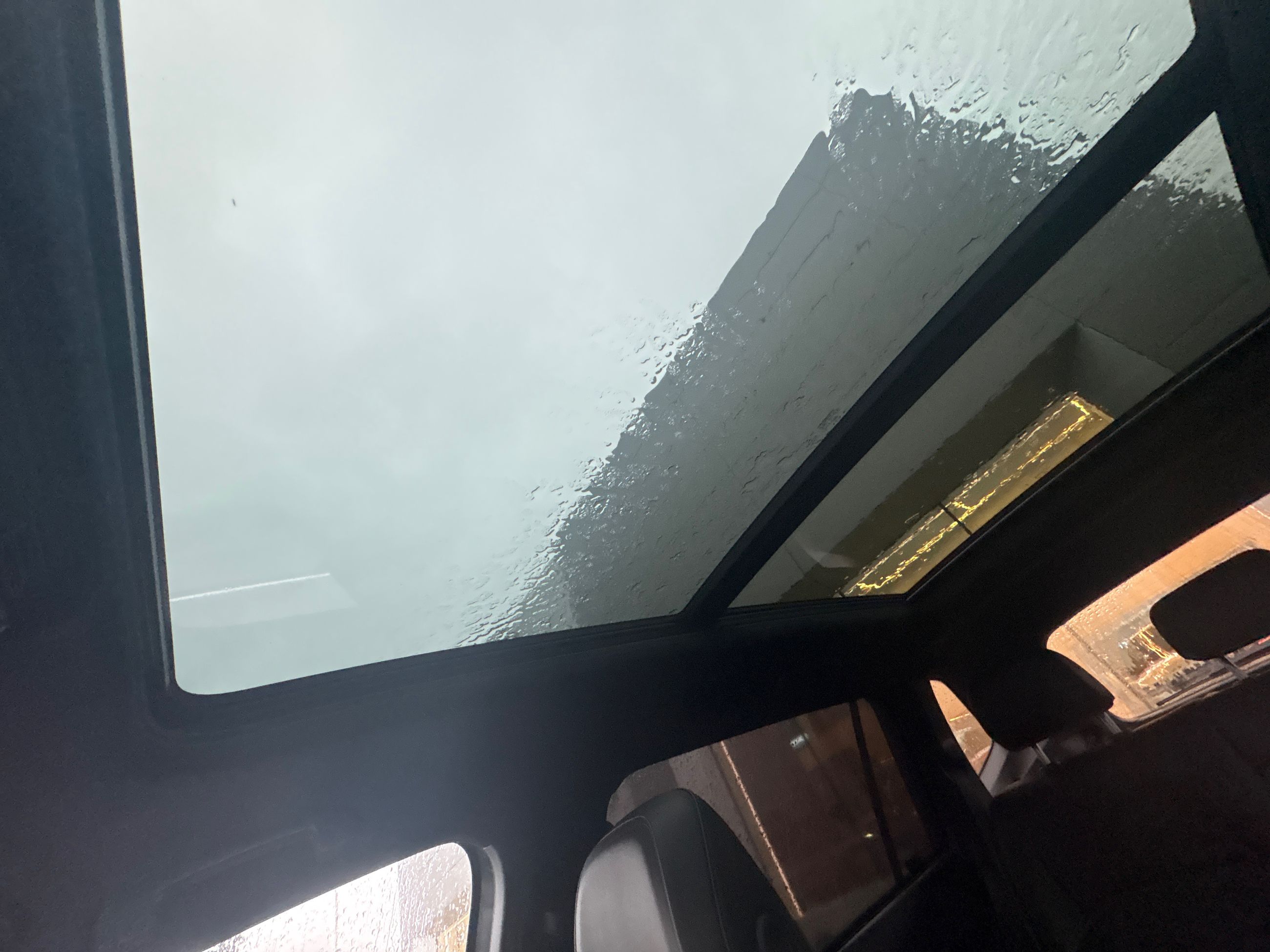 Volkswagen Tiguan  2020 à North Vancouver, Colombie-Britannique