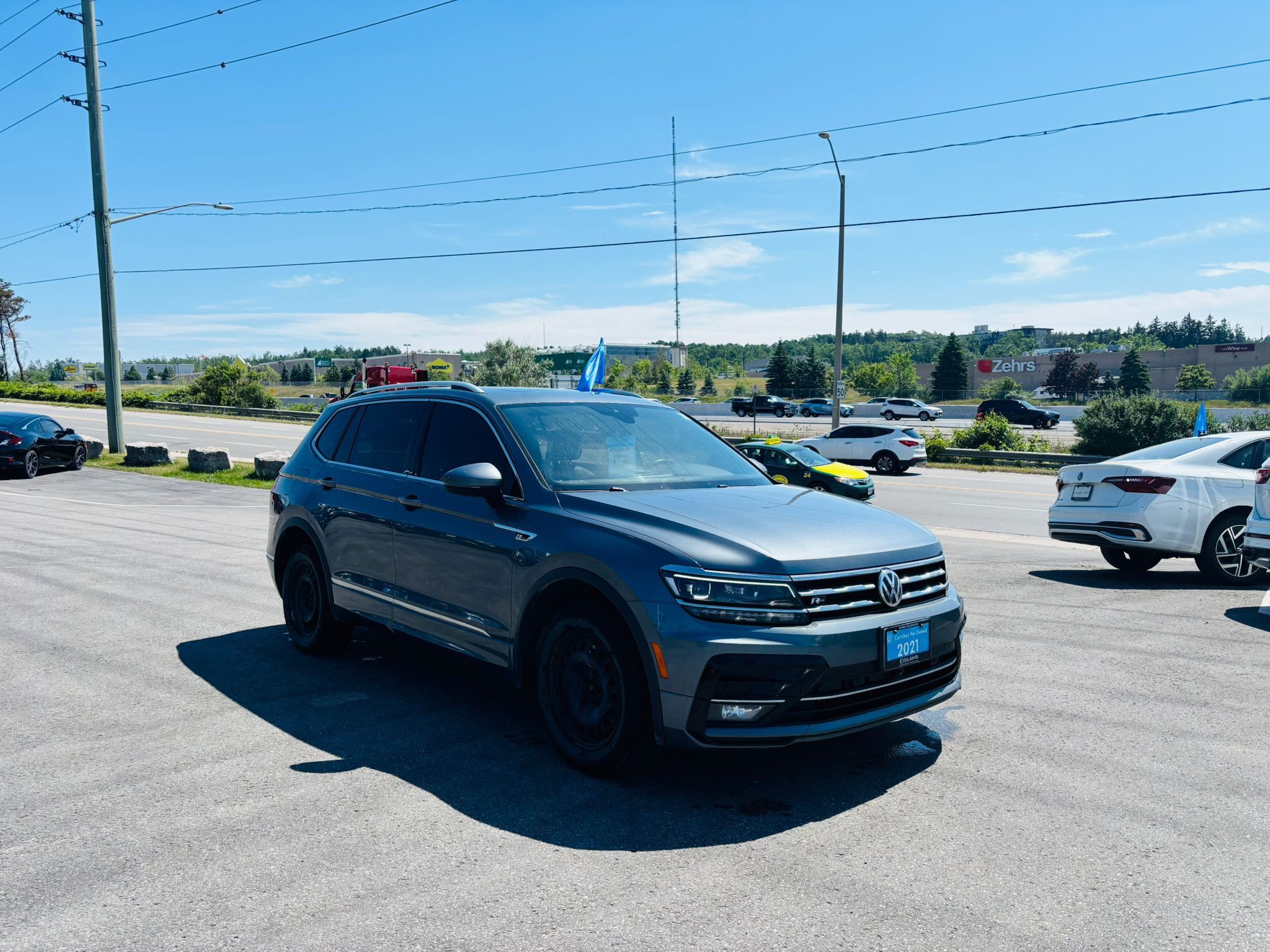 2021 Volkswagen Tiguan in Barrie, Ontario